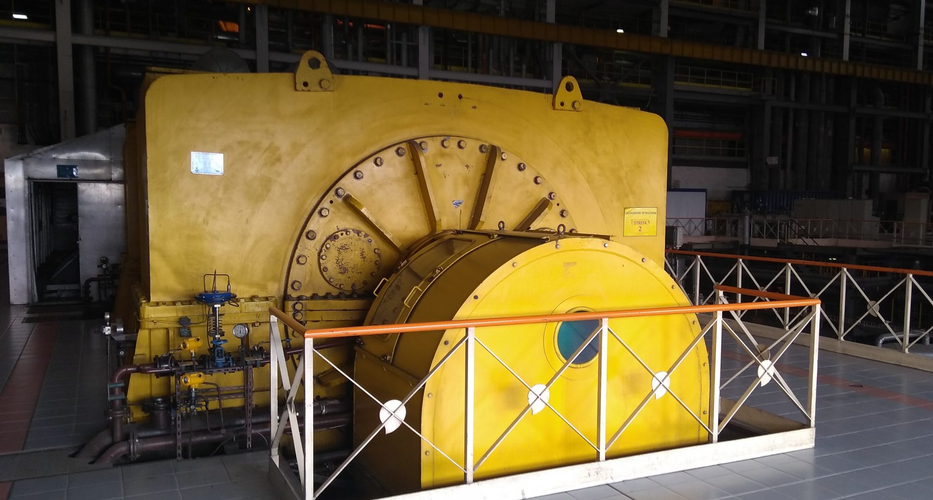 Kringla Combined heat and power plant (2) engine room, turbogenerator