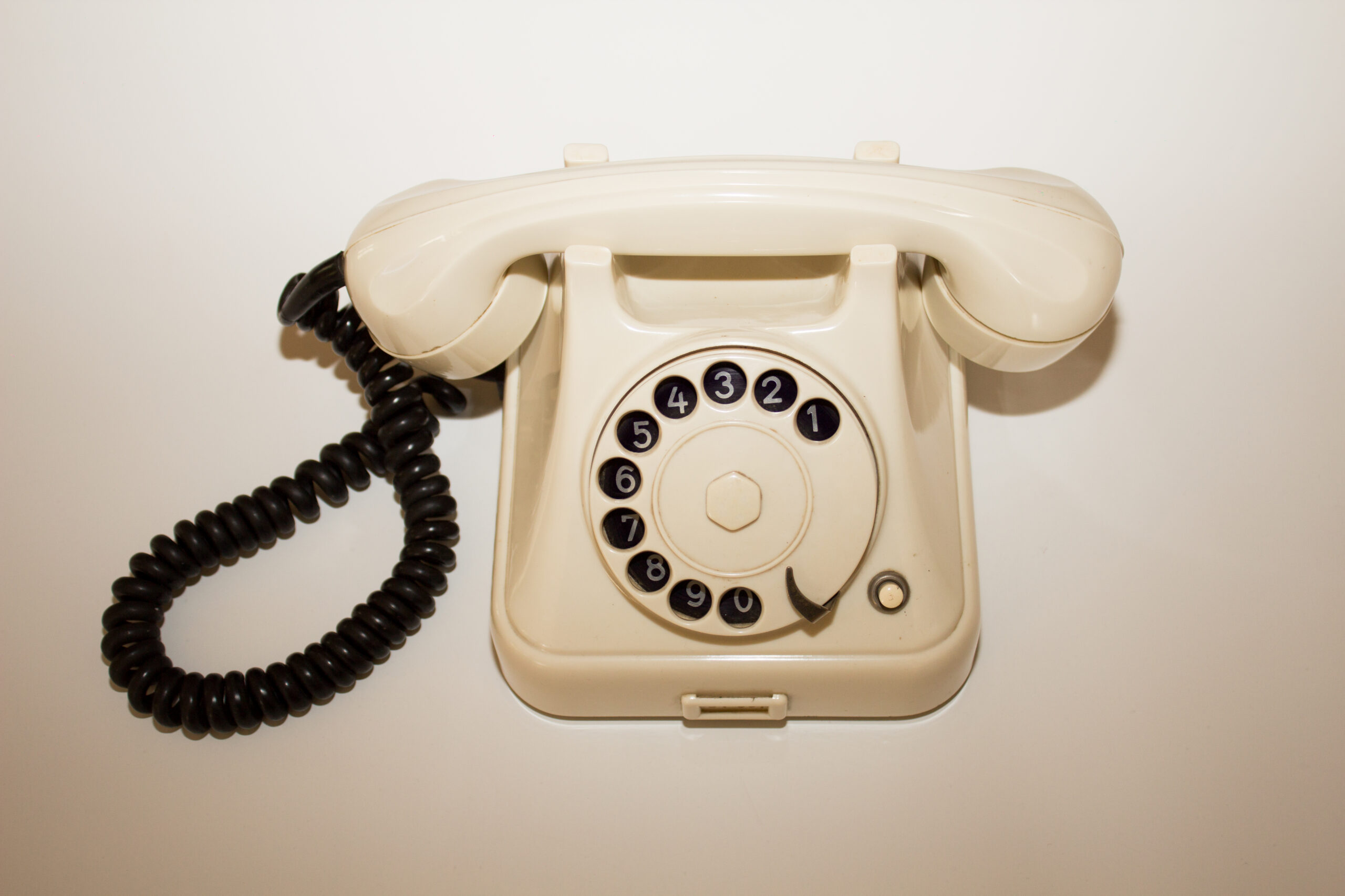 Automatic telephone Iskra ATA 11 - dialing