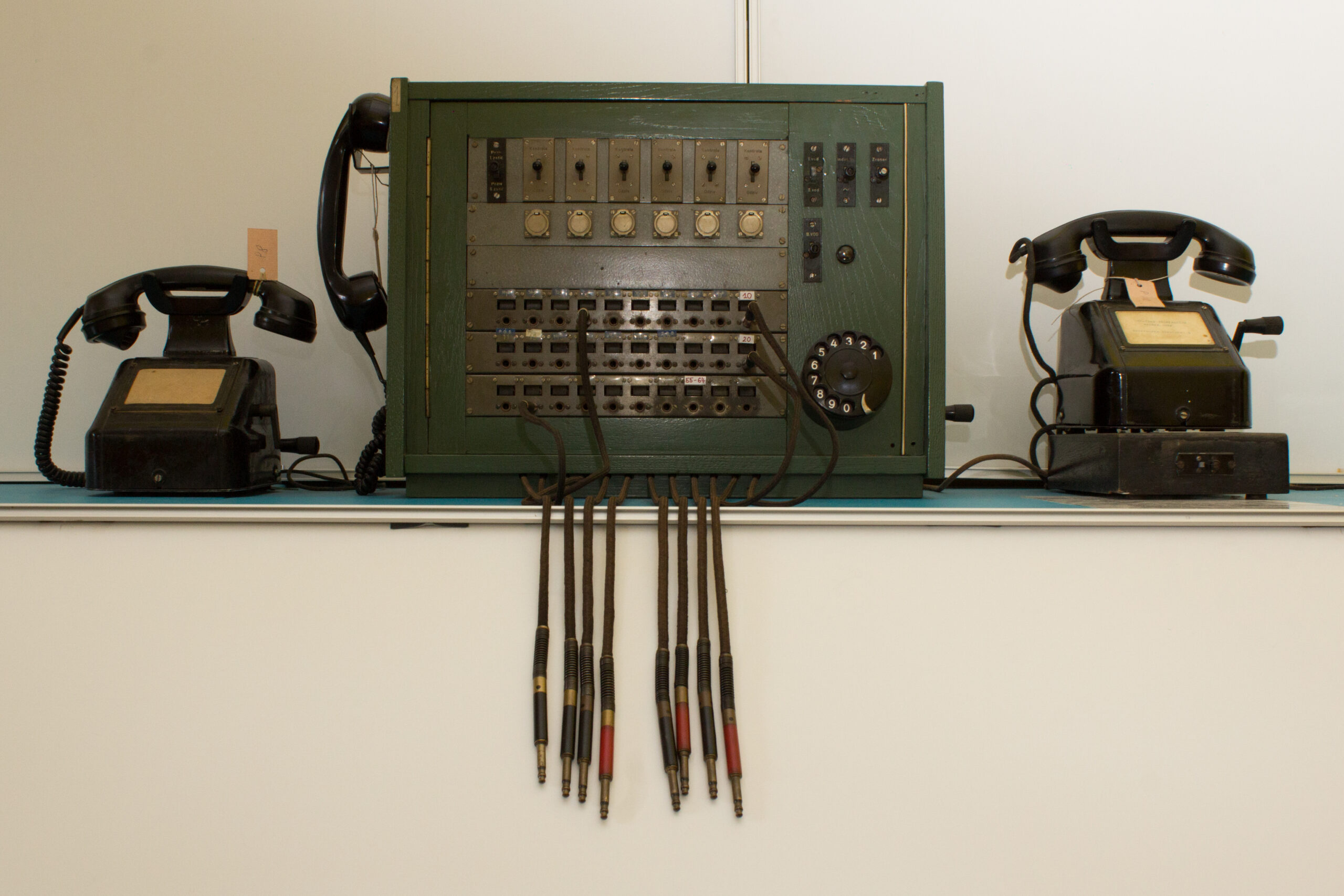 Manual telephone exchange