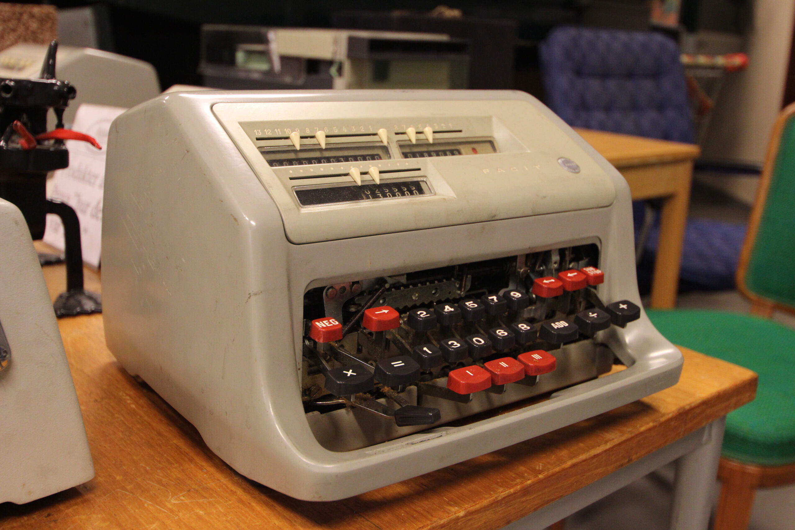 Mechanical calculator, Facit