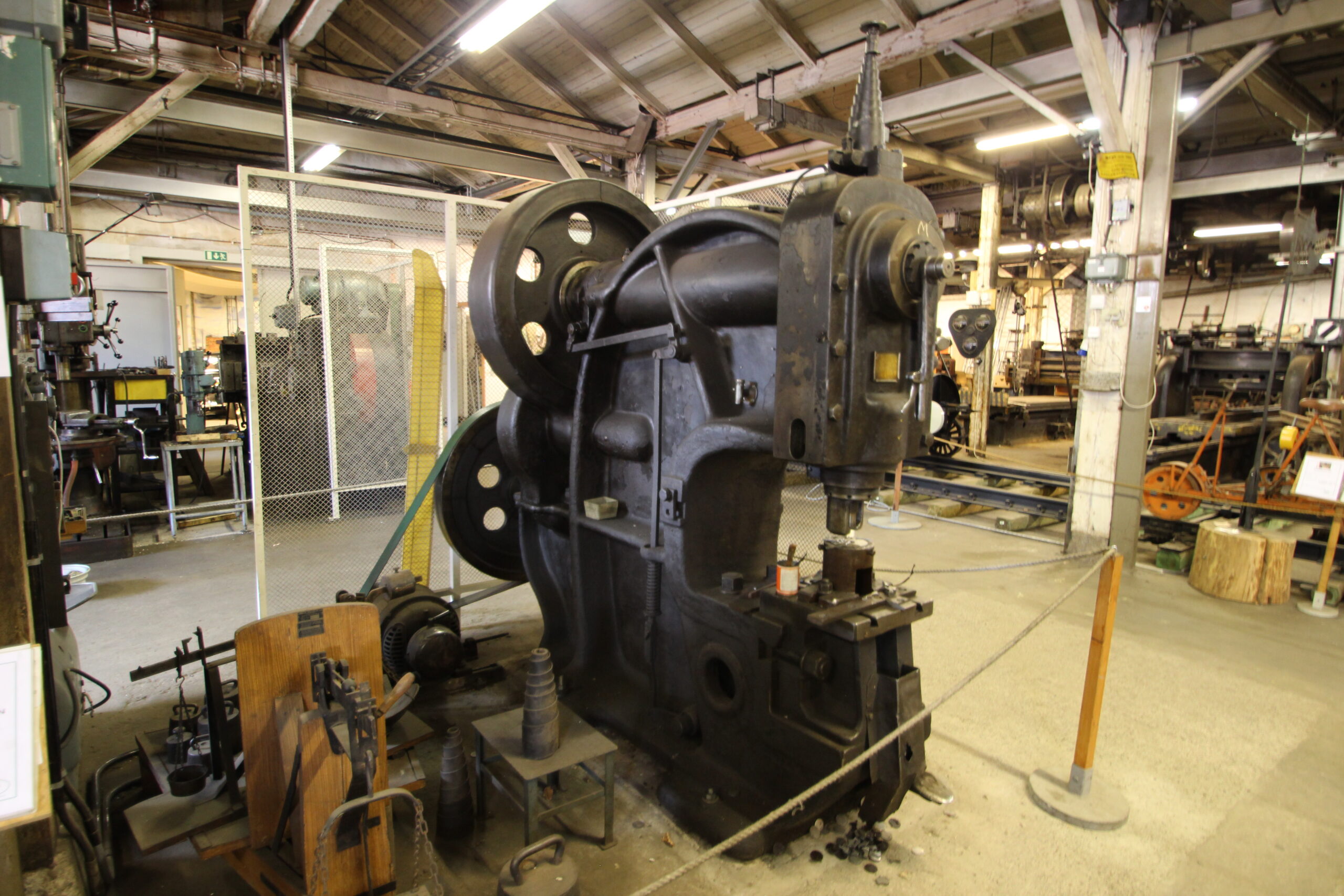 Punching press