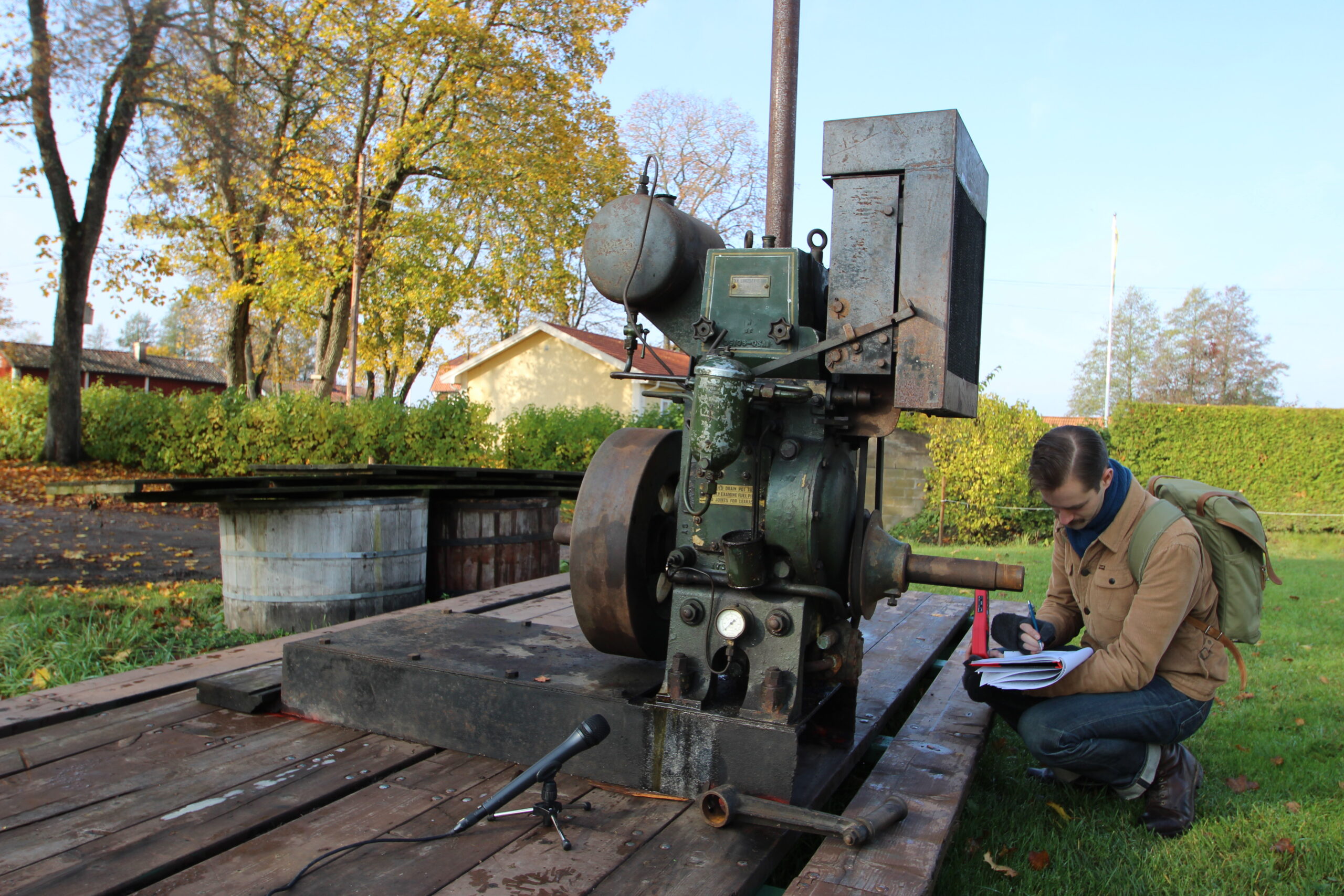 Ruston diesel engine, mono recording