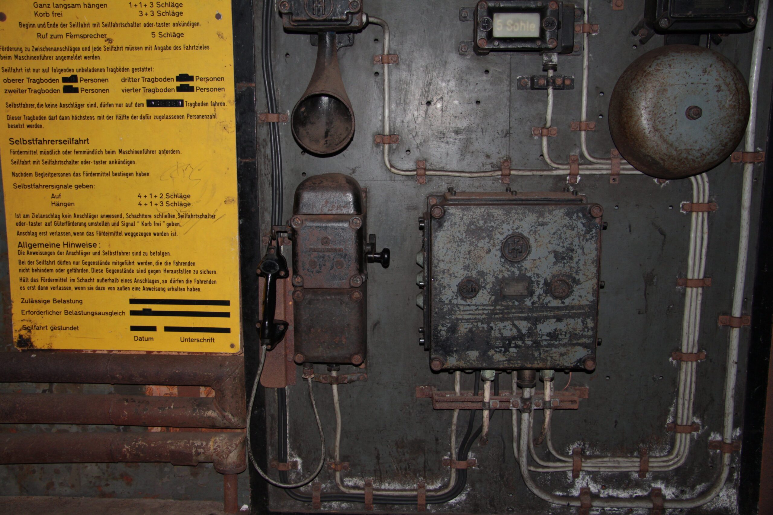 Mine telephone