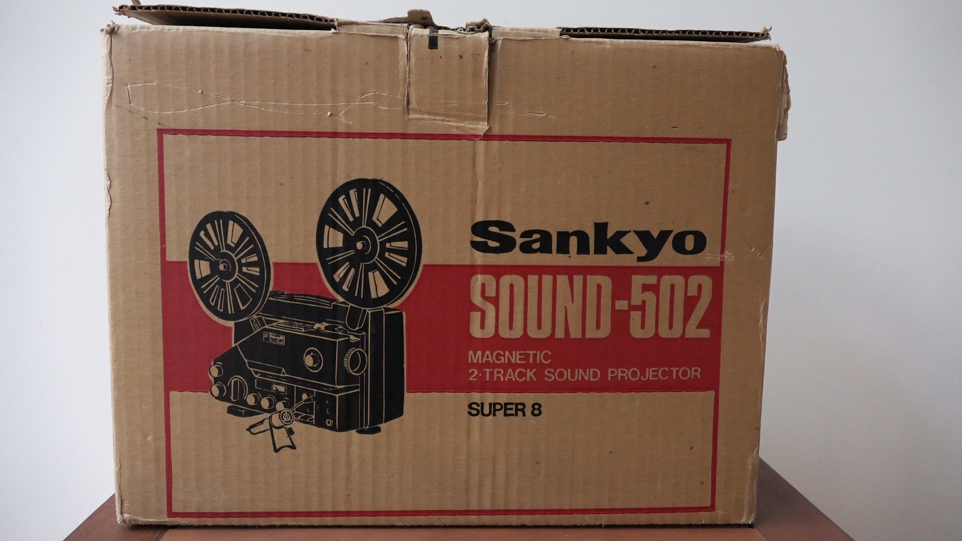 Super 8 Movie Projector - Plug in