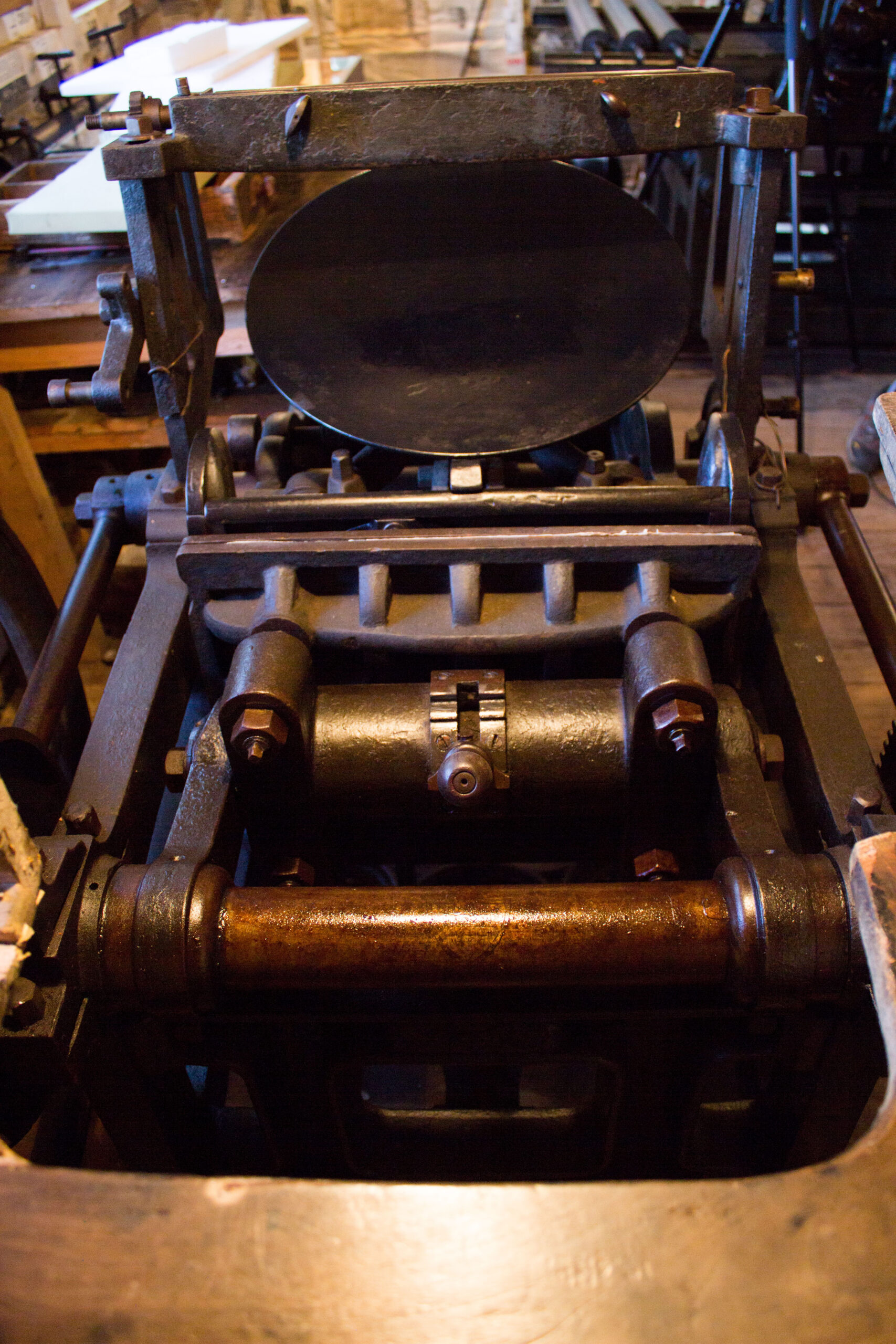Tiegel semi-automatic stop cylinder press
