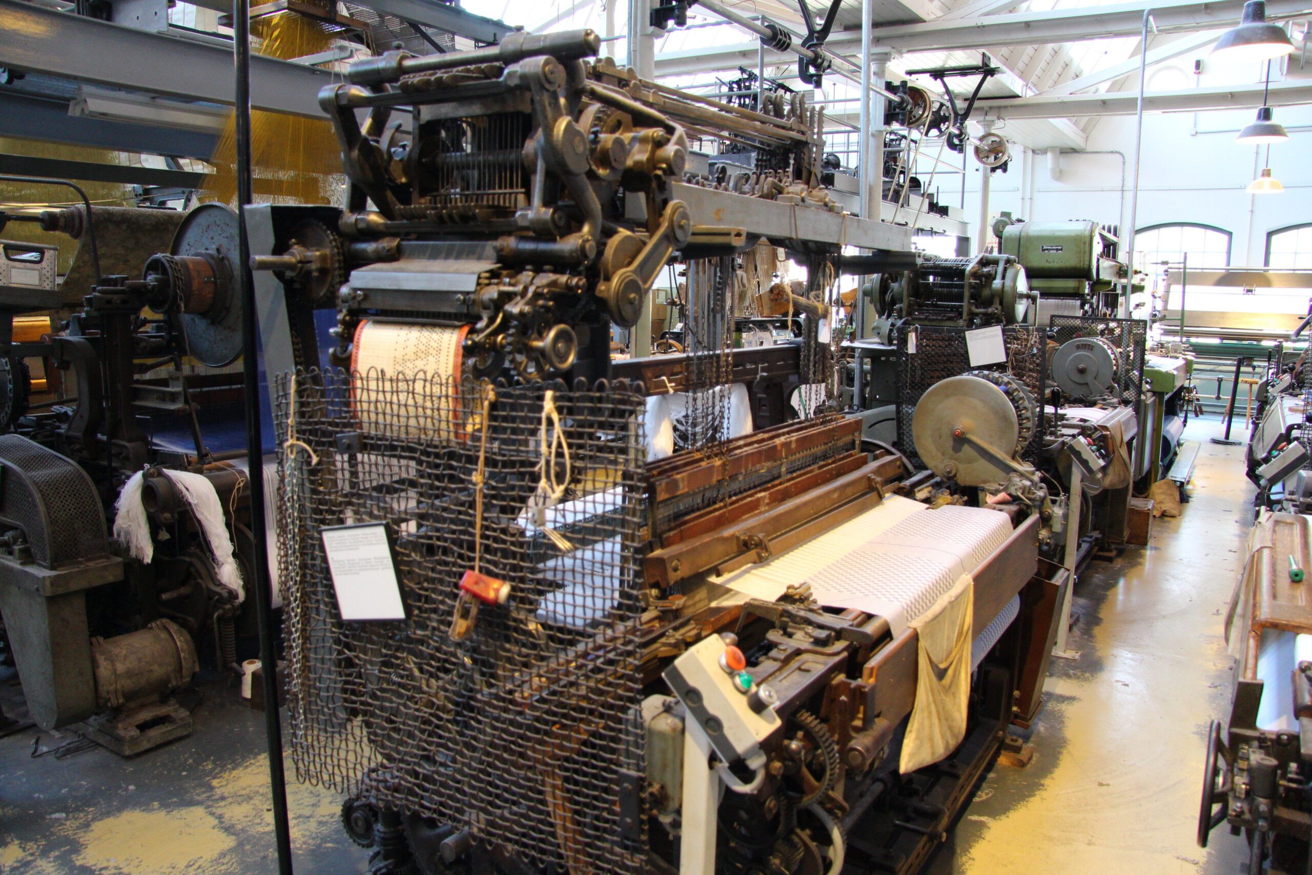 Weaving machine