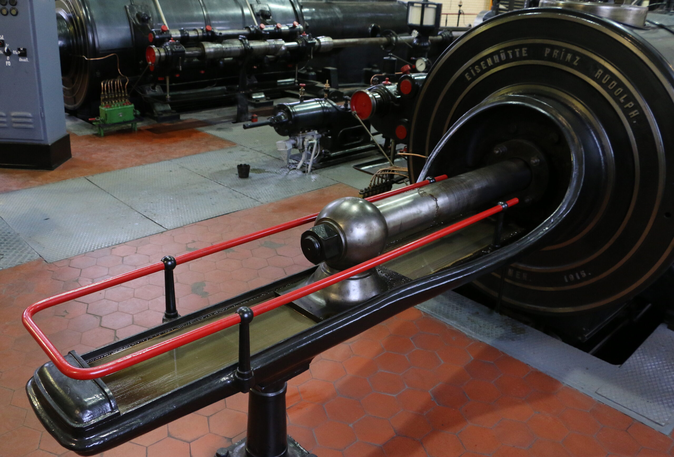 Steam winding engine – piston