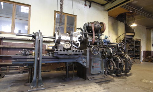 Horizontal milling machine