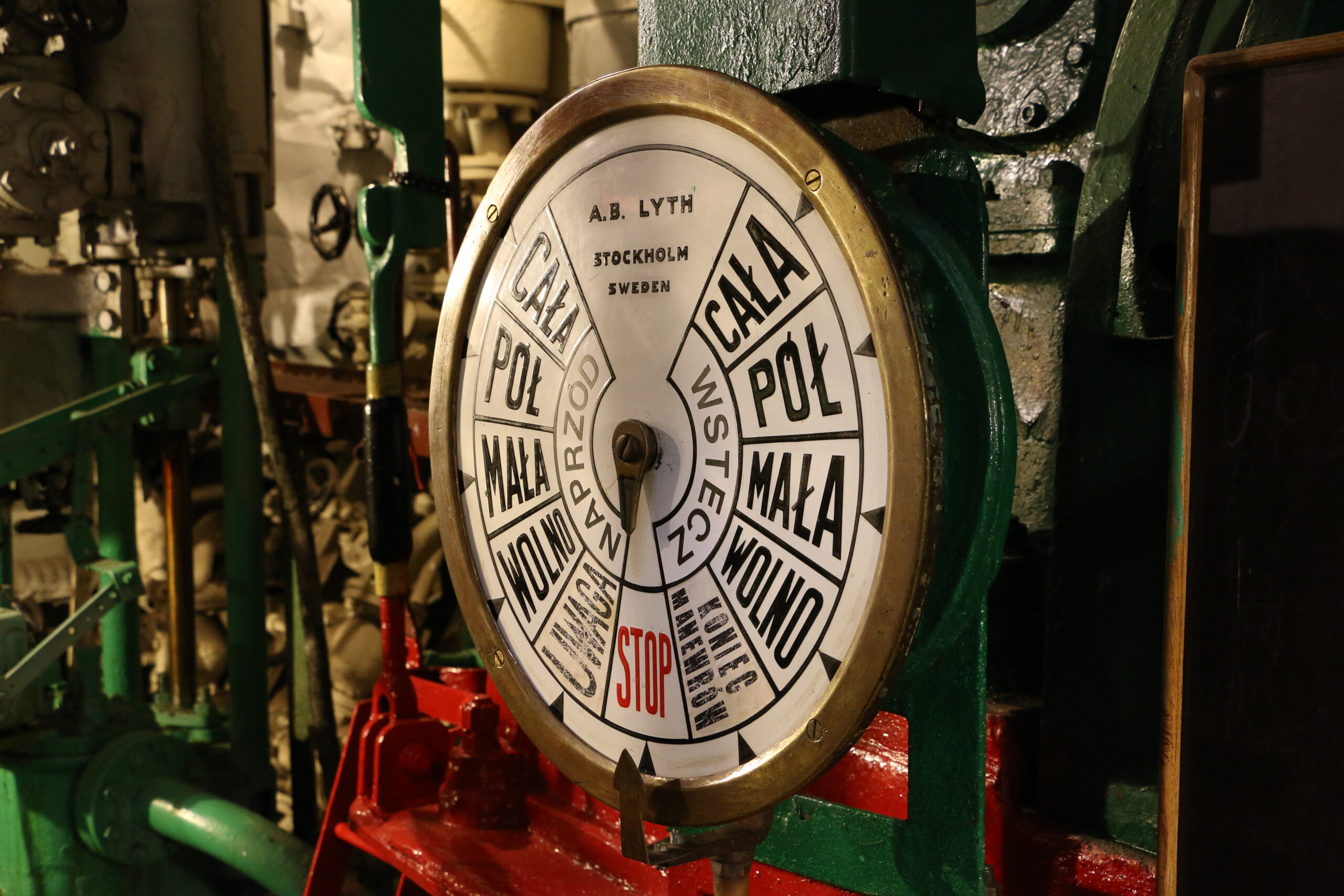 Ship “Sołdek” – engine order telegraph