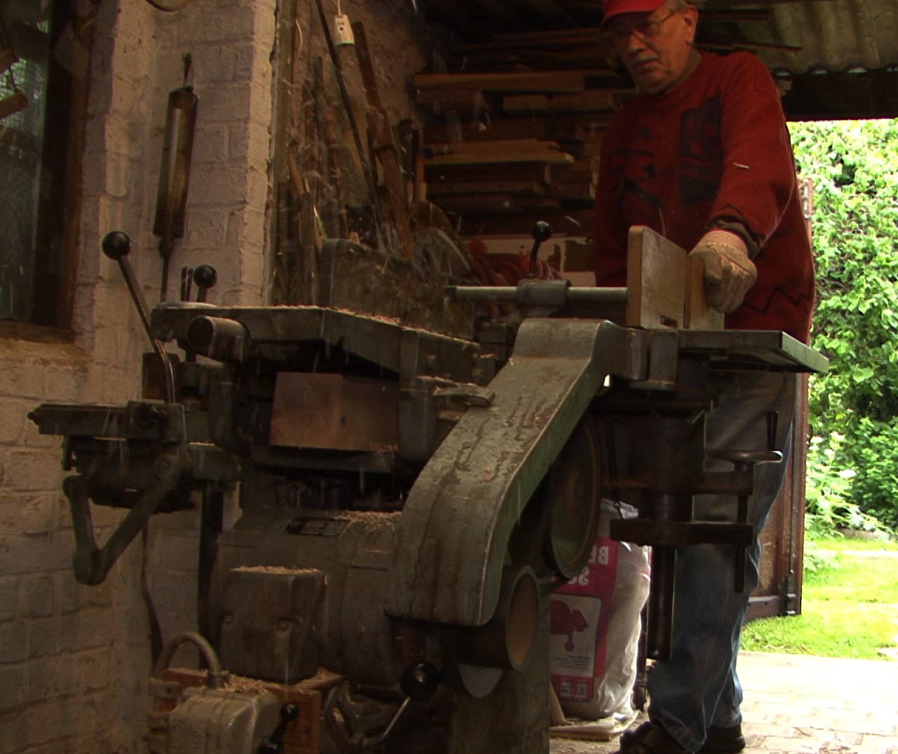 Thickness planer