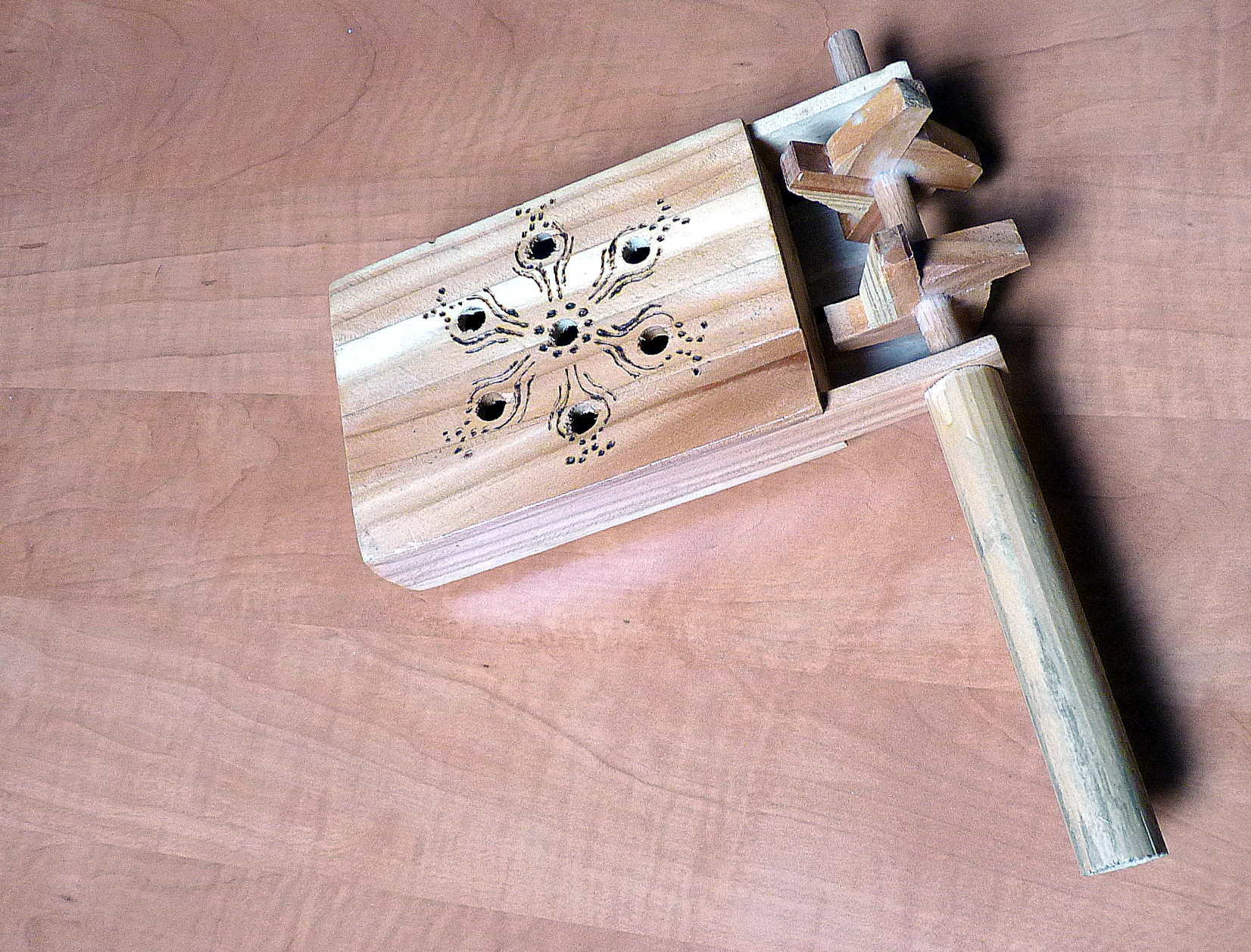 Rattle – Easter tradition