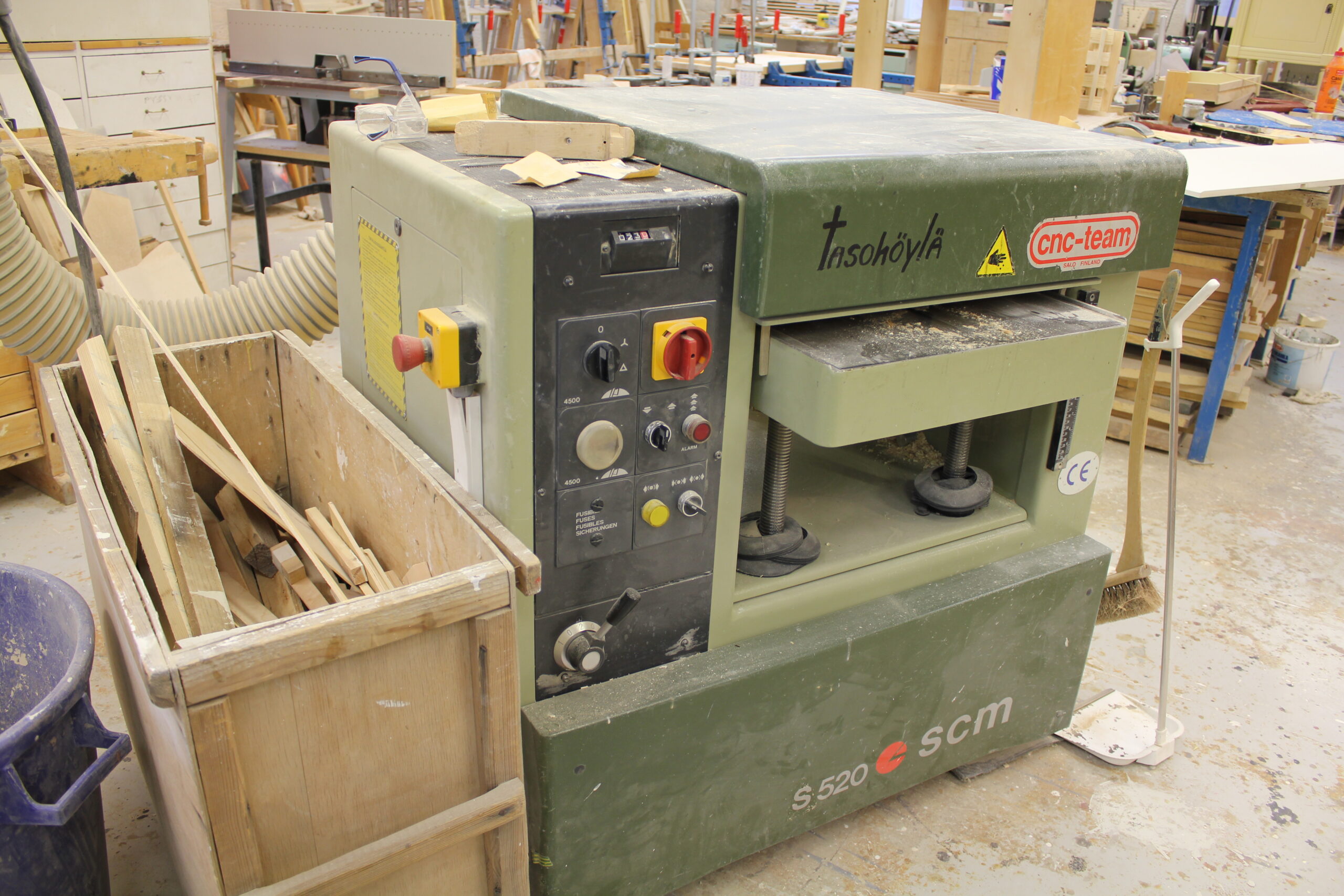 Thicknessing Planer