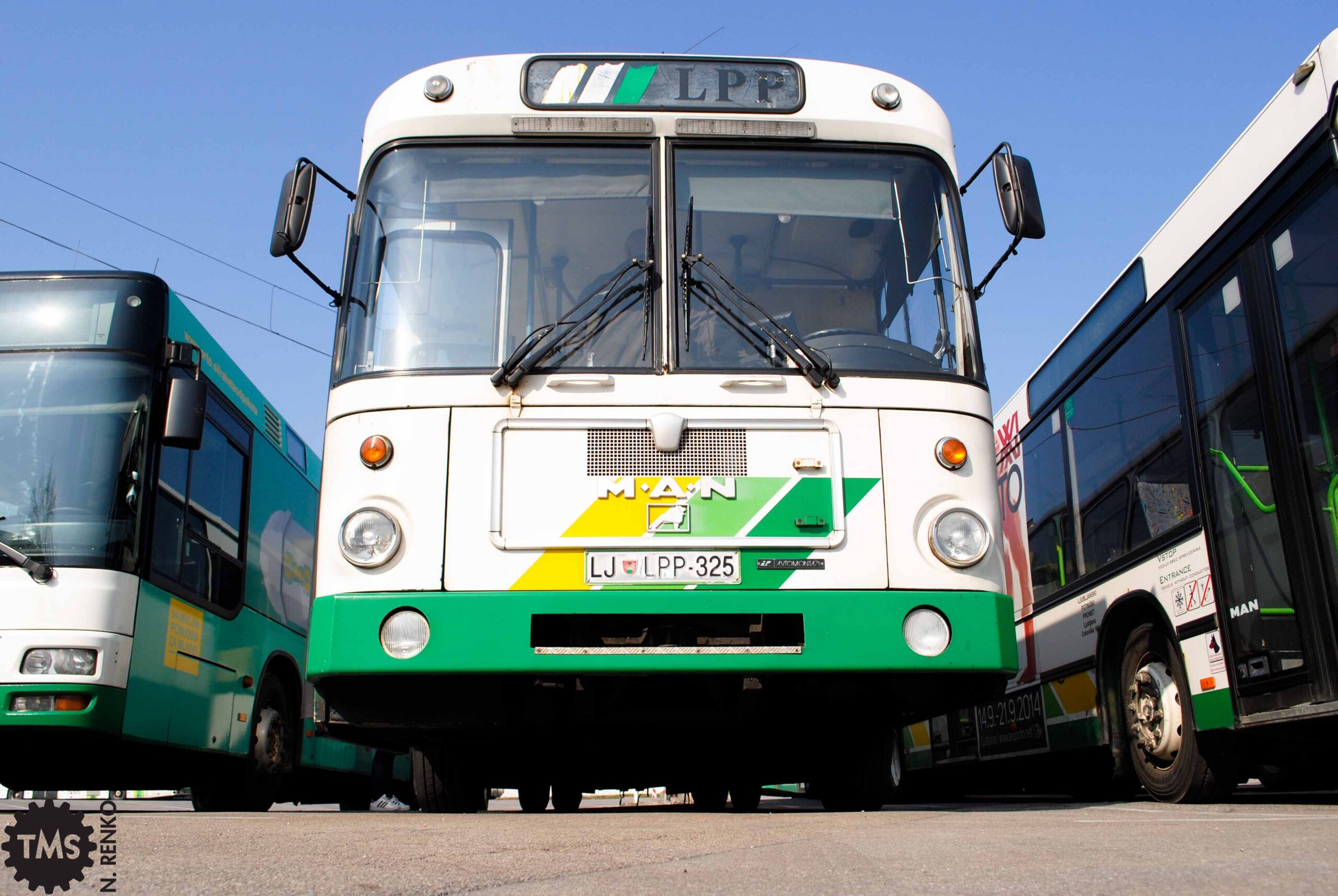 City Bus MAN SG 220 – engine