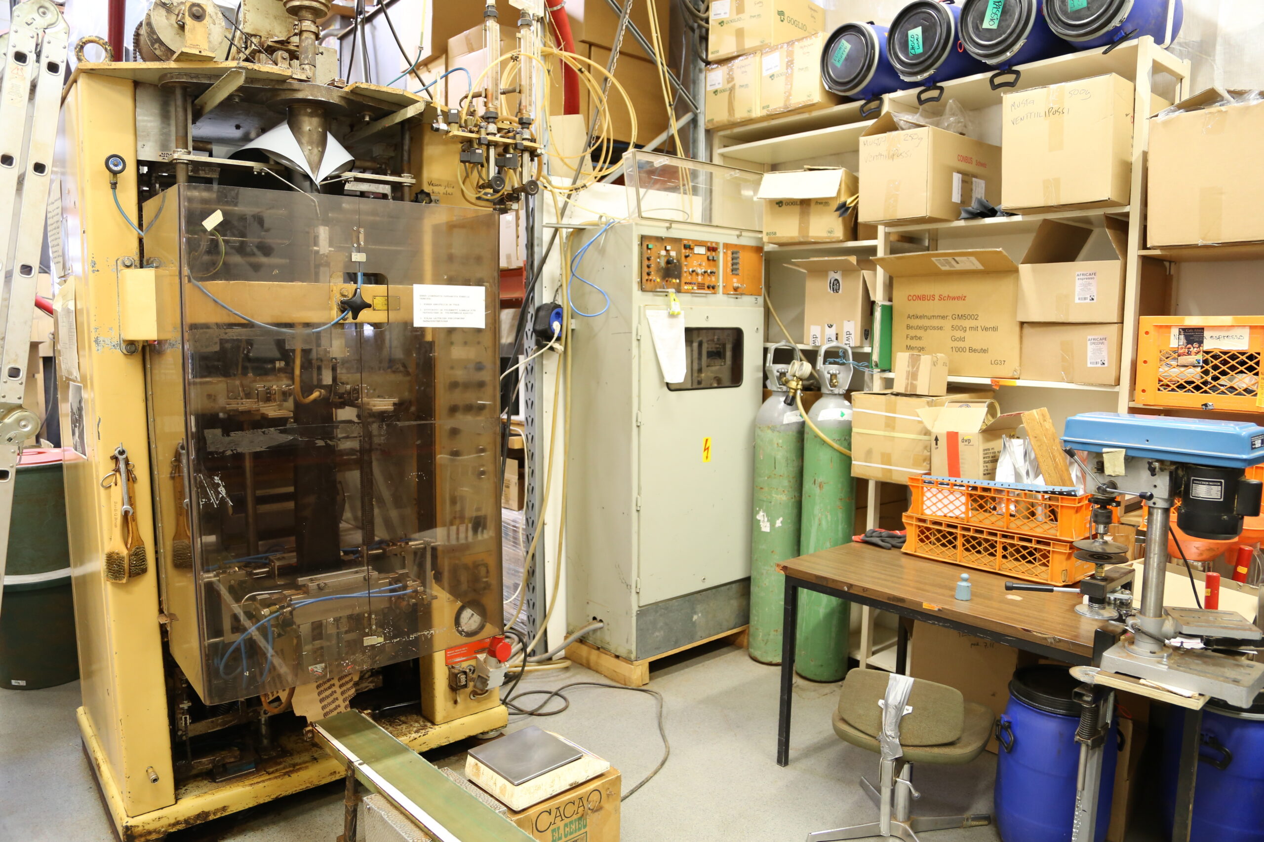 Form fill seal machine