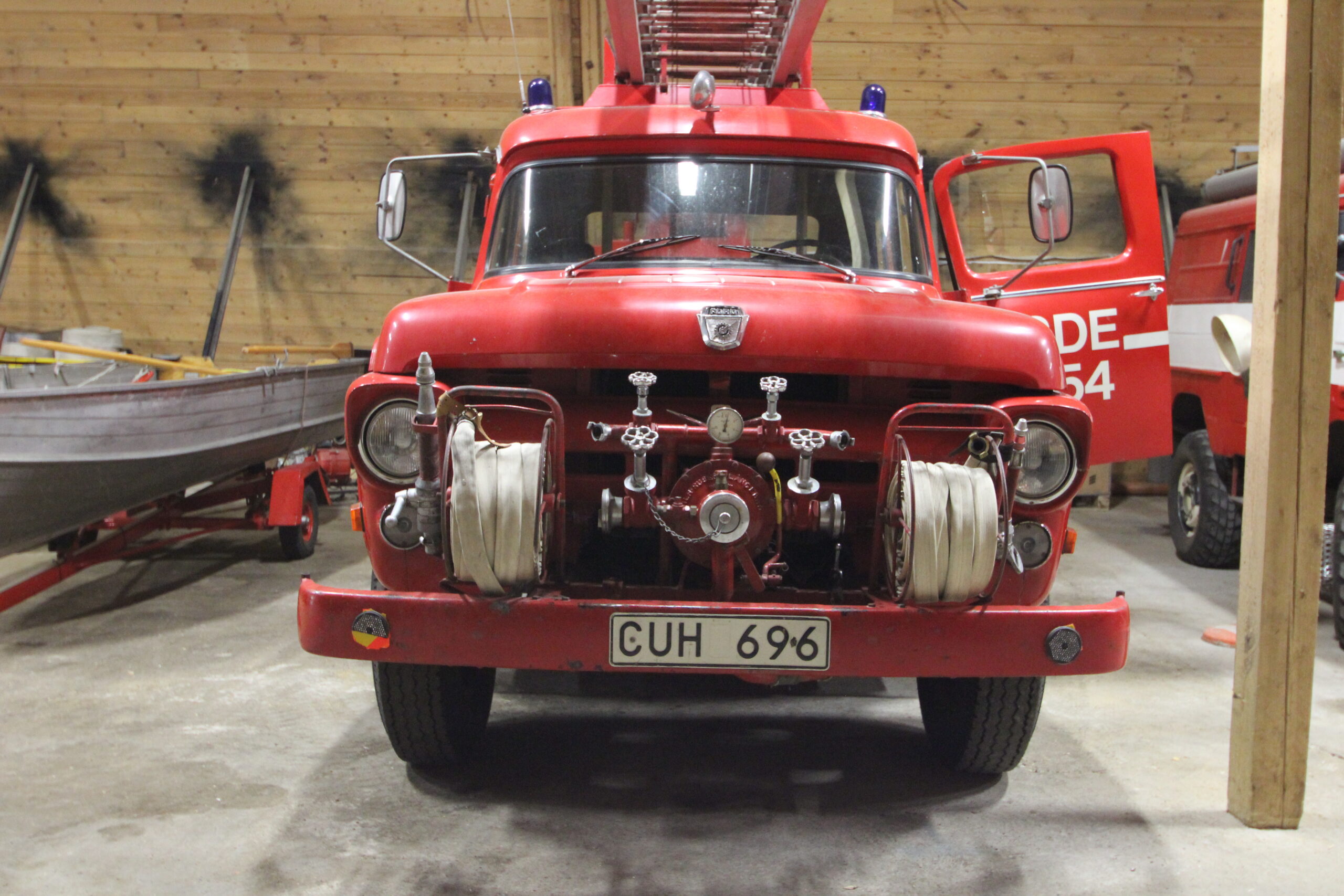 Fire truck Ford F600-1958 - sirens