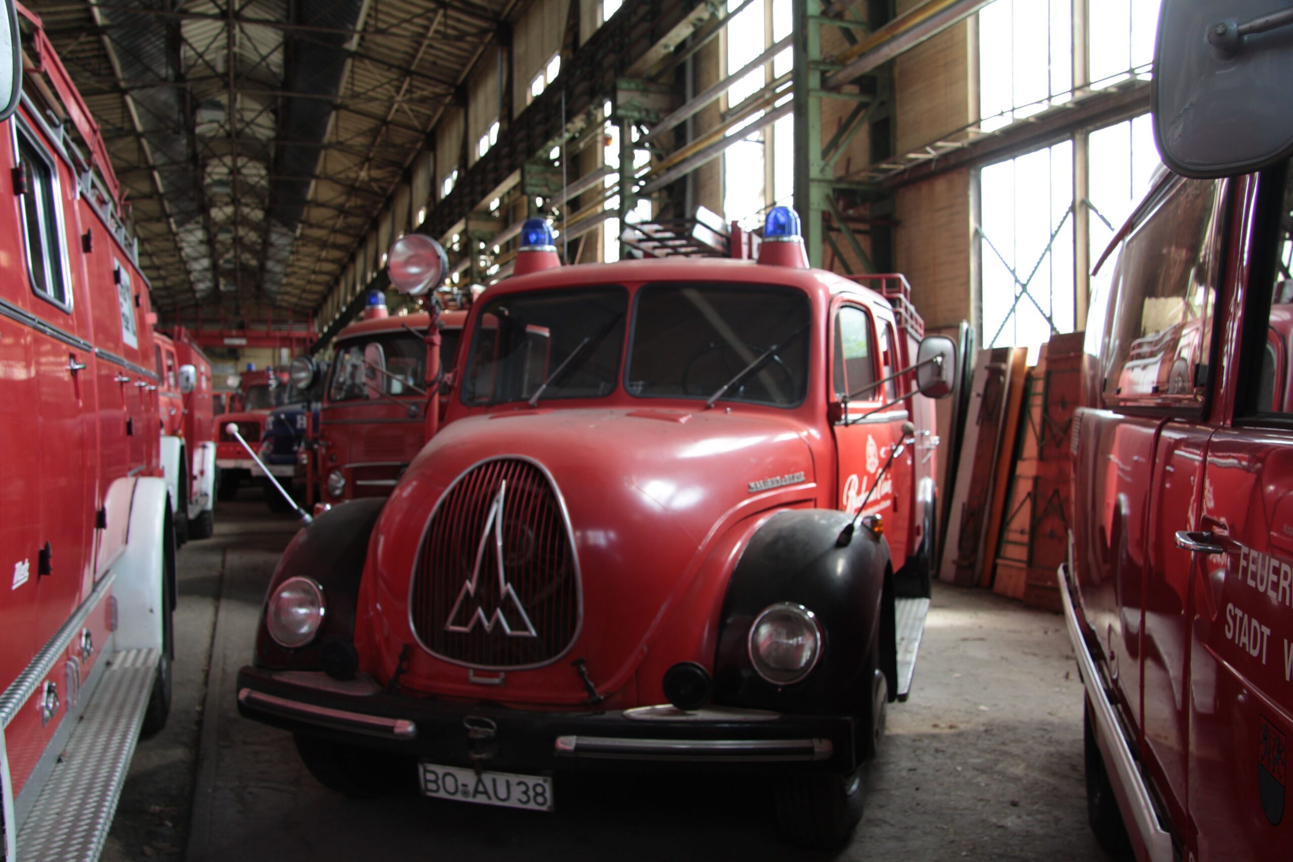 Fire engine siren