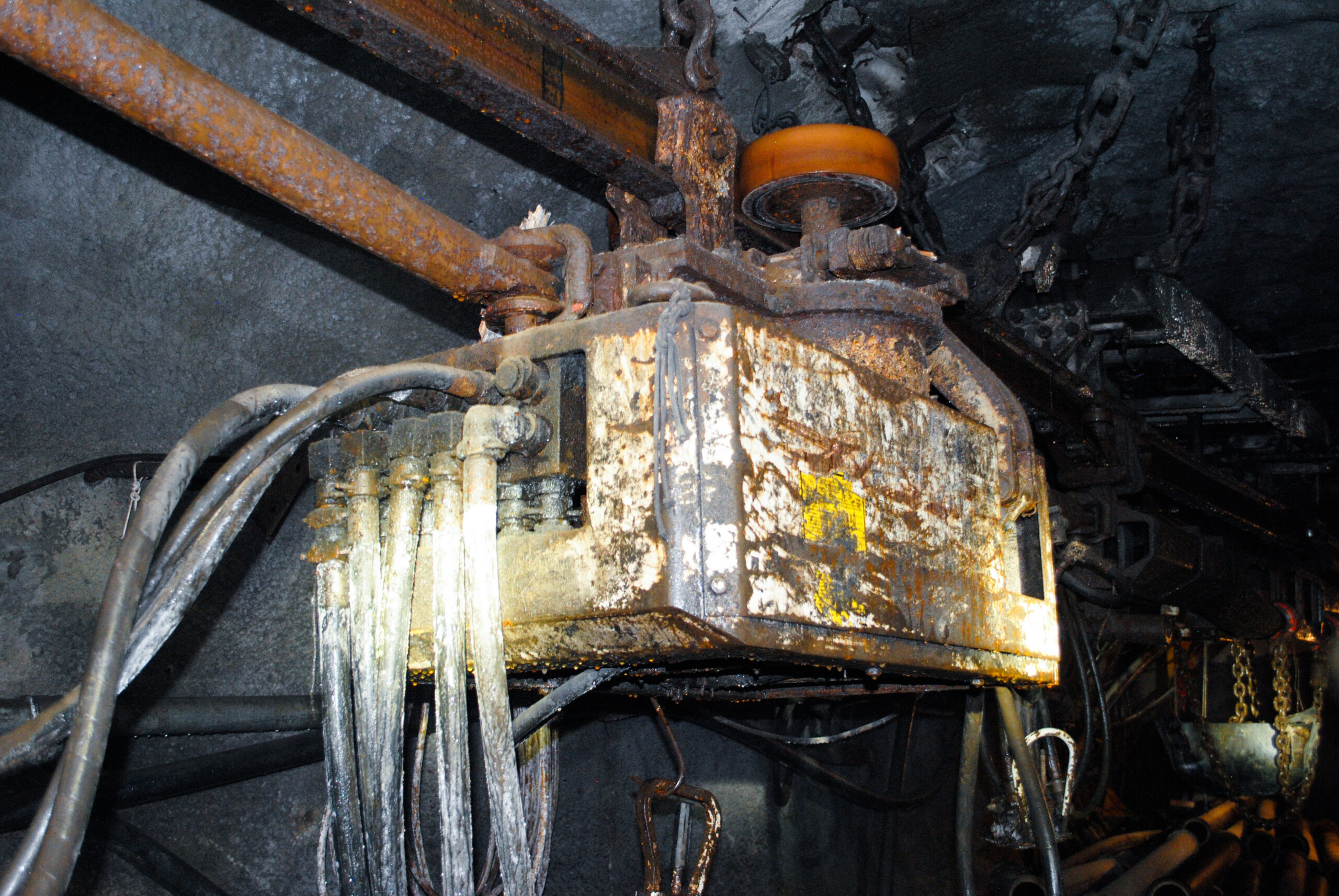 Electric shunting machine