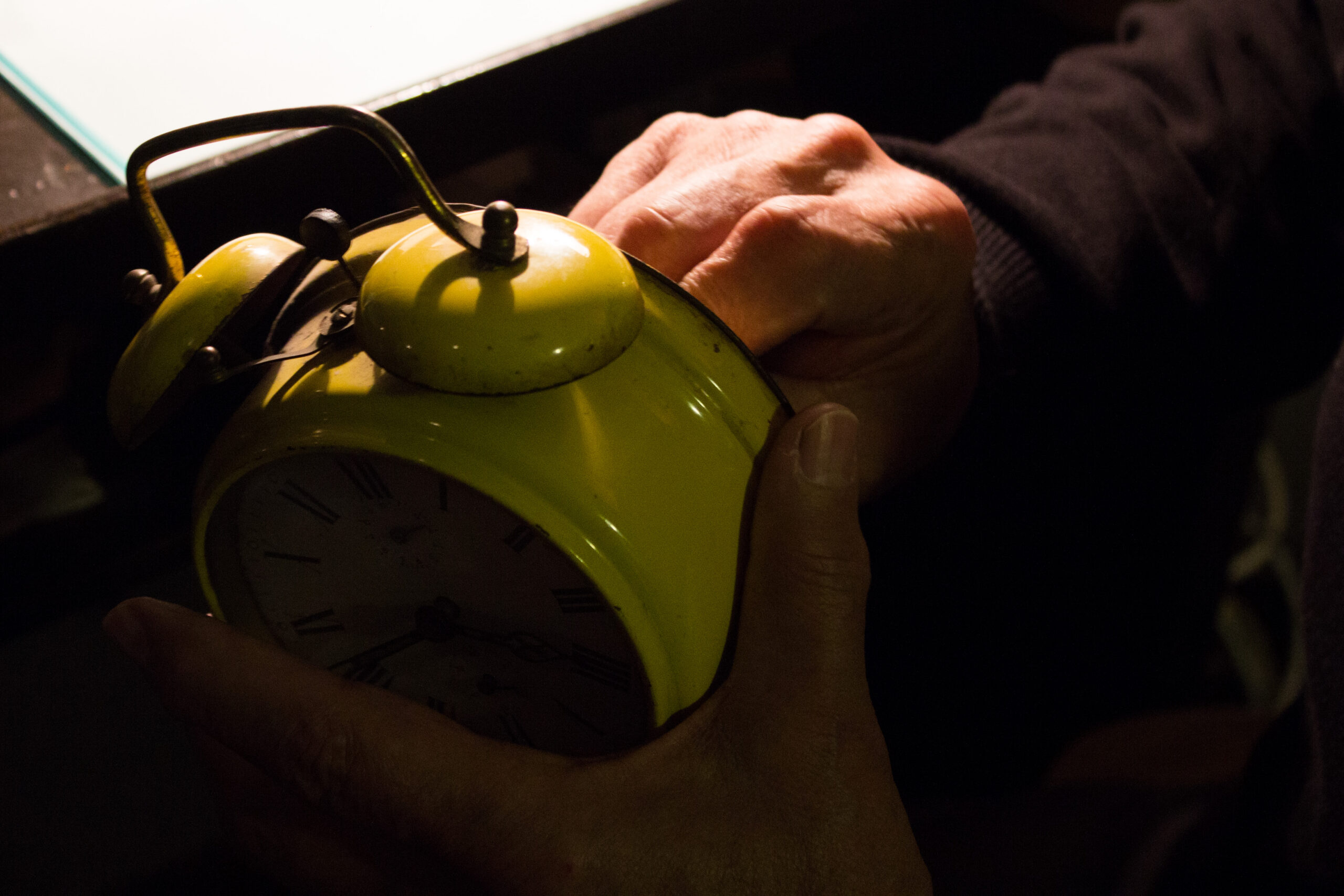Alarm clock – winding