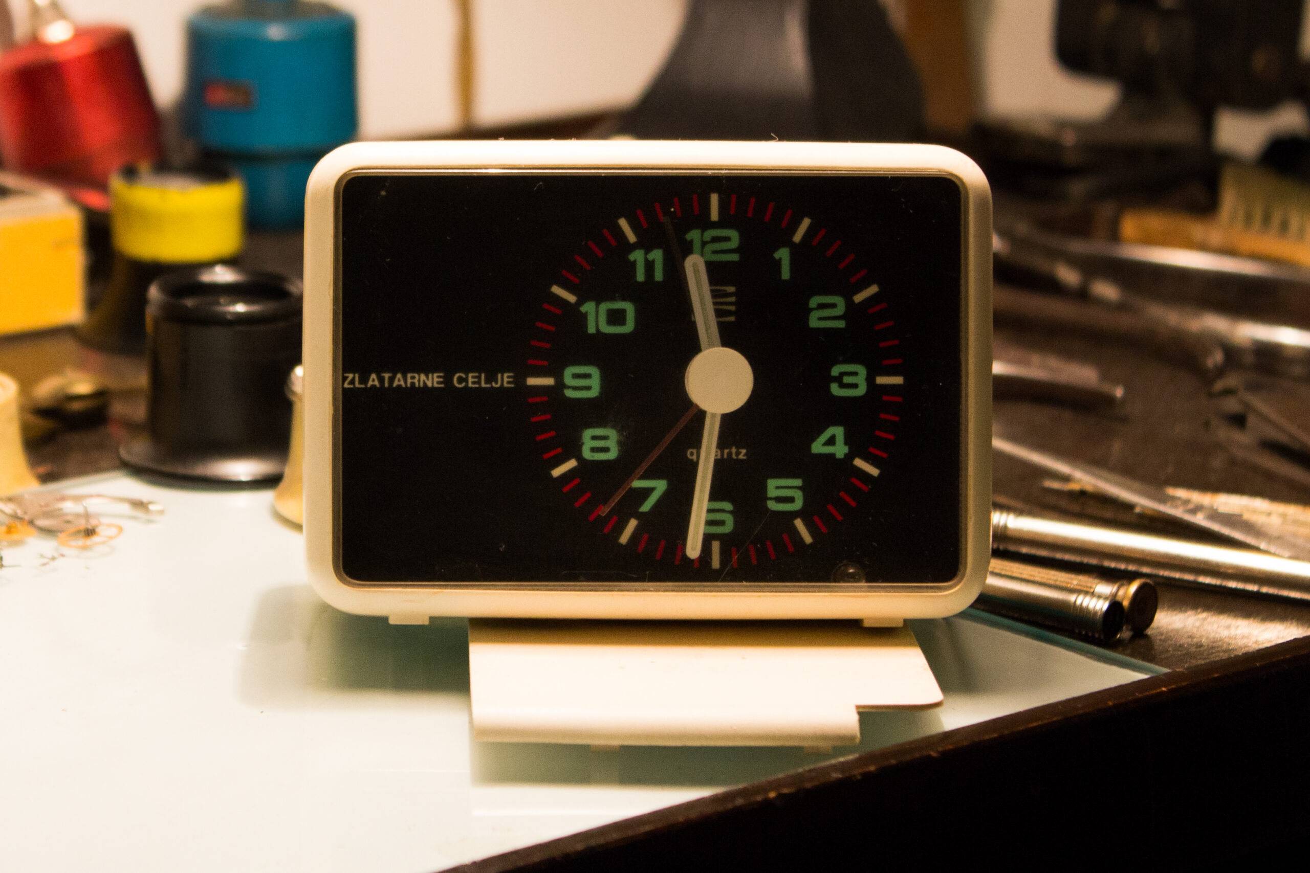 Quartz clock – ringing