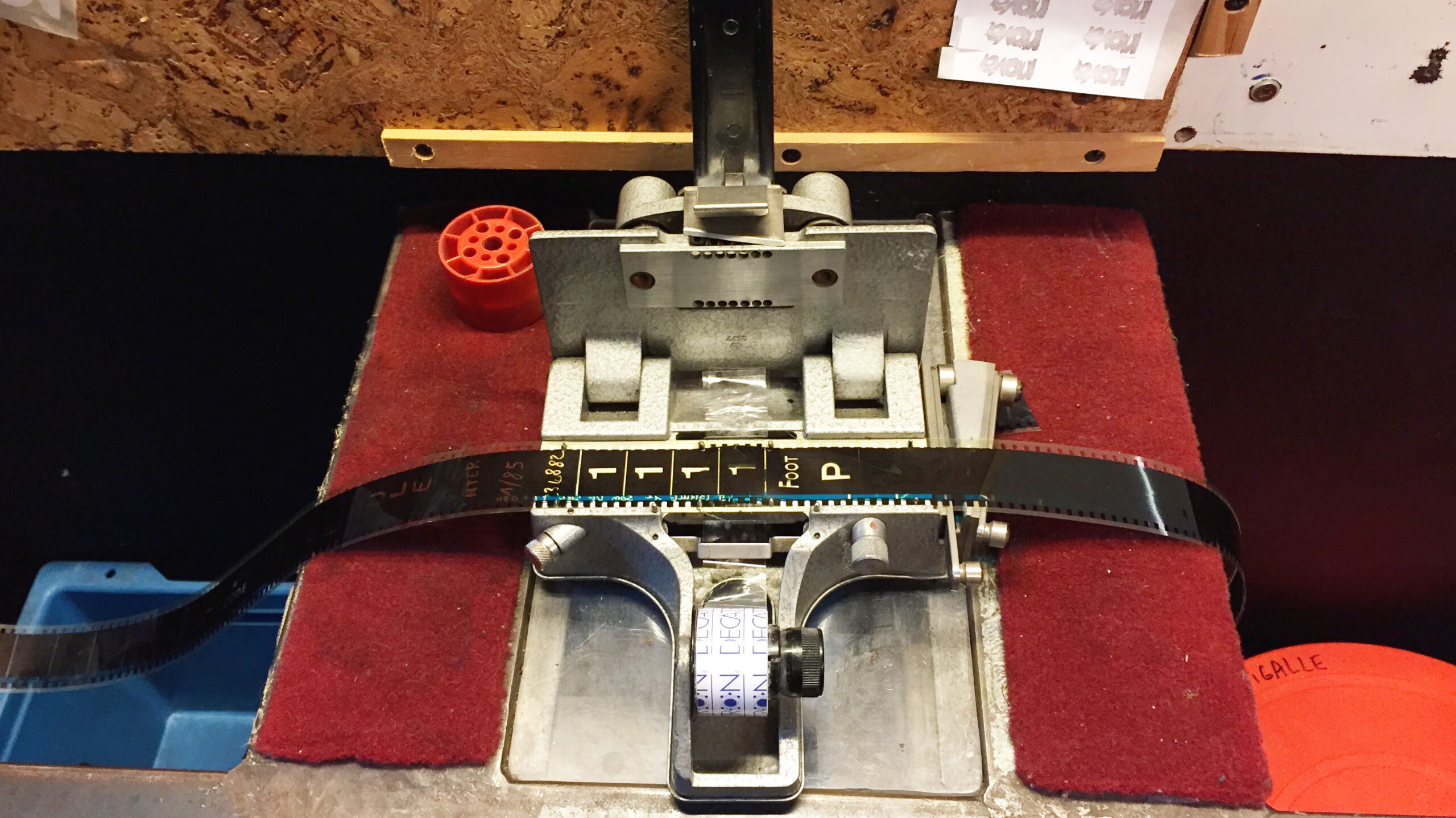 Film splicer