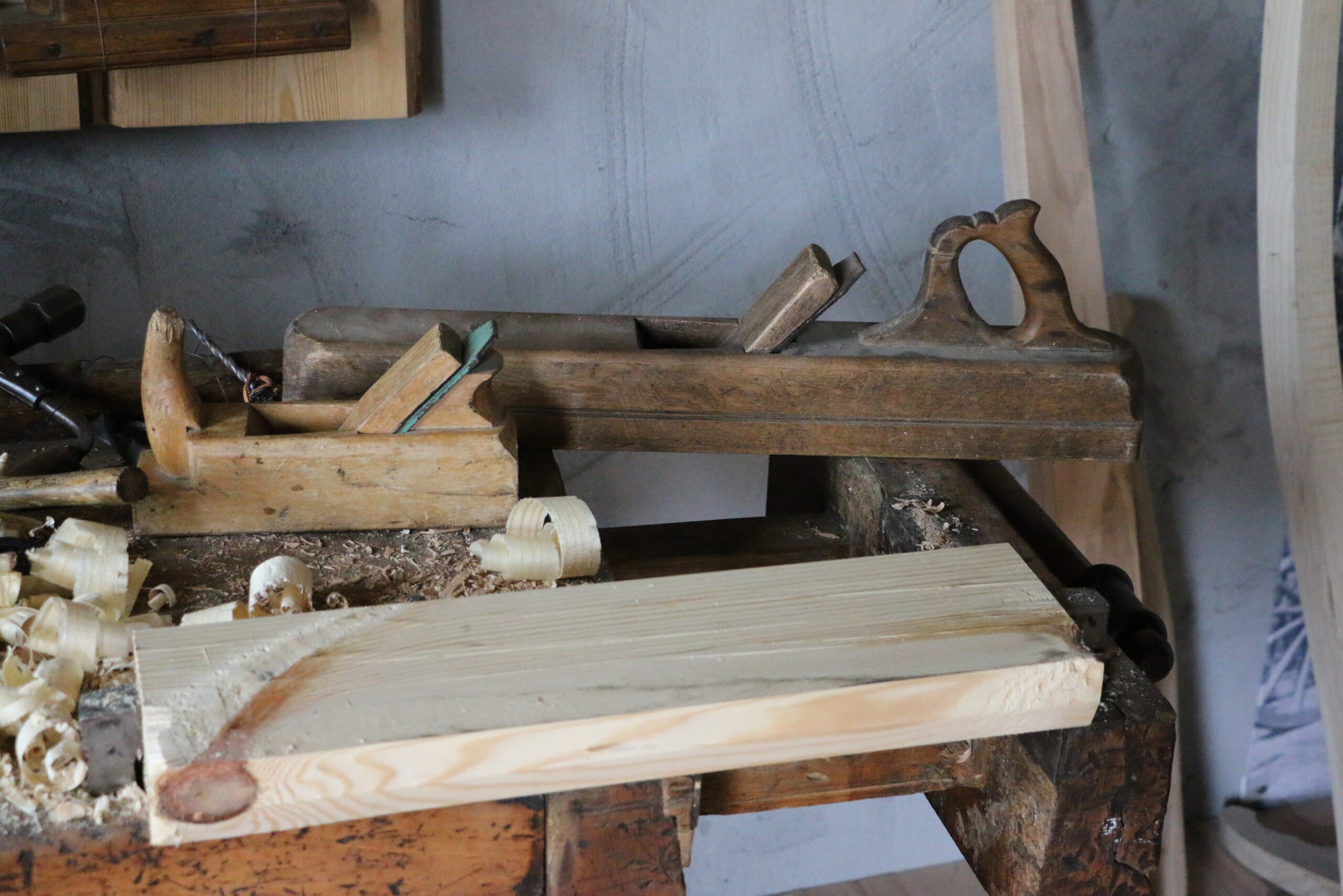 Wheelwright: wood planing