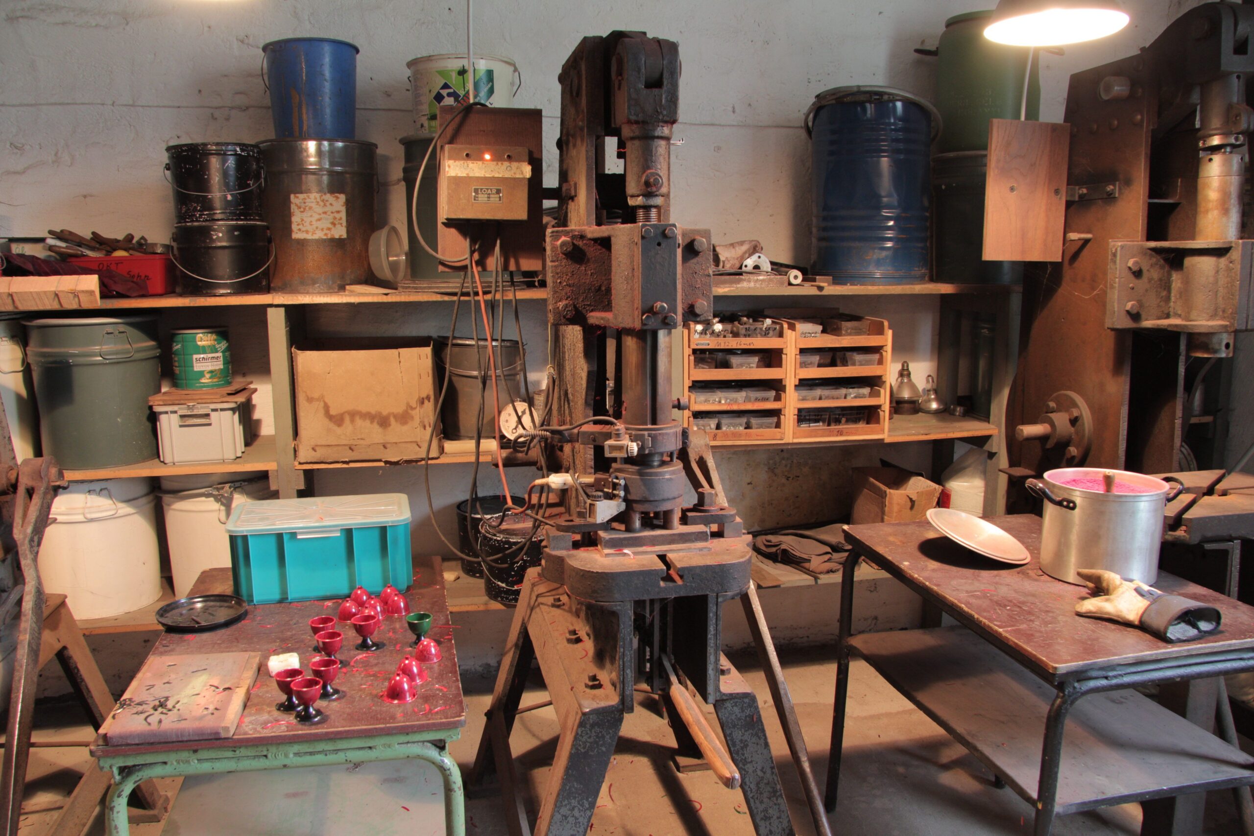 Electric hand lever press