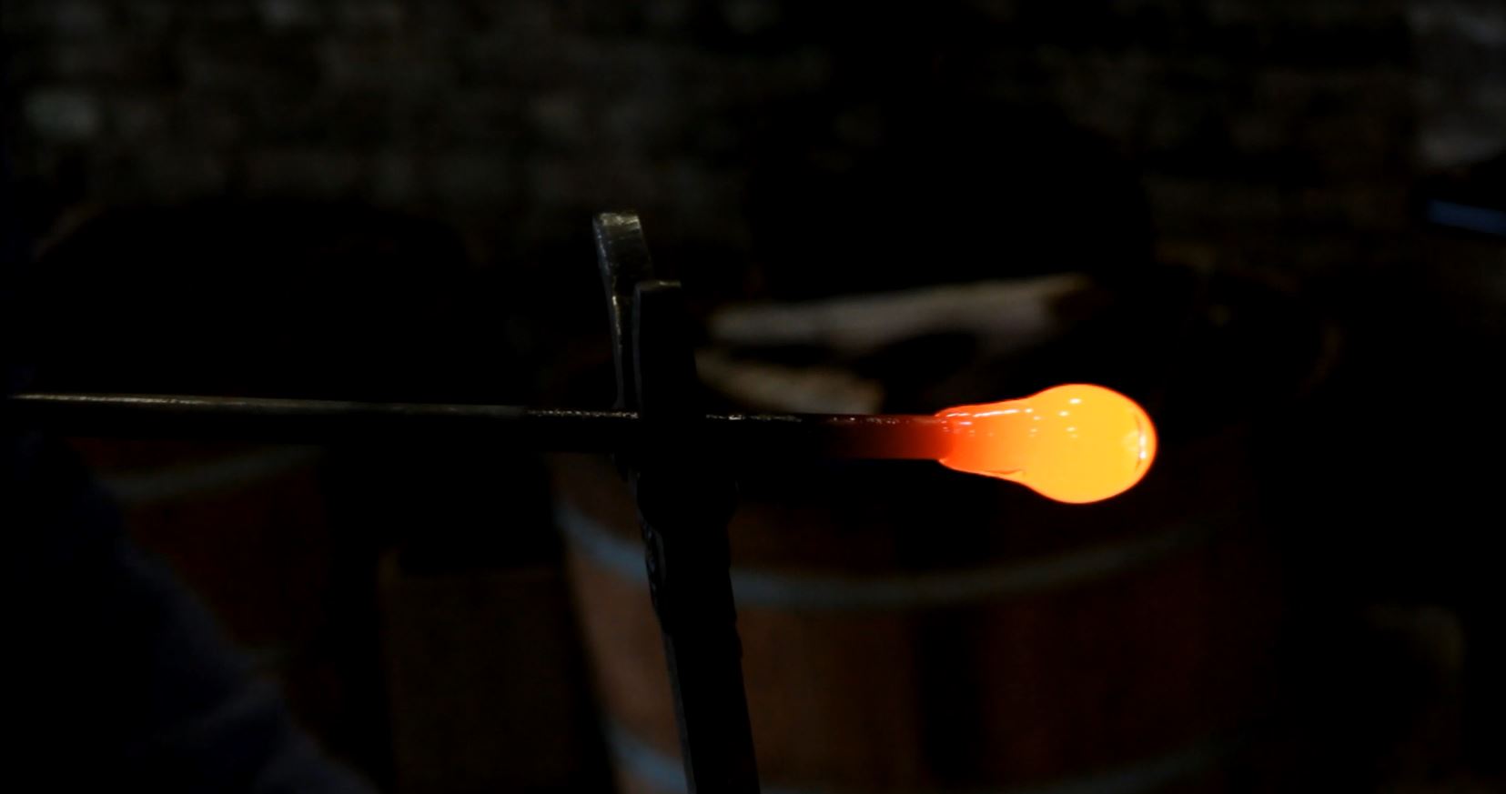 Glass-blowing I: forming the body