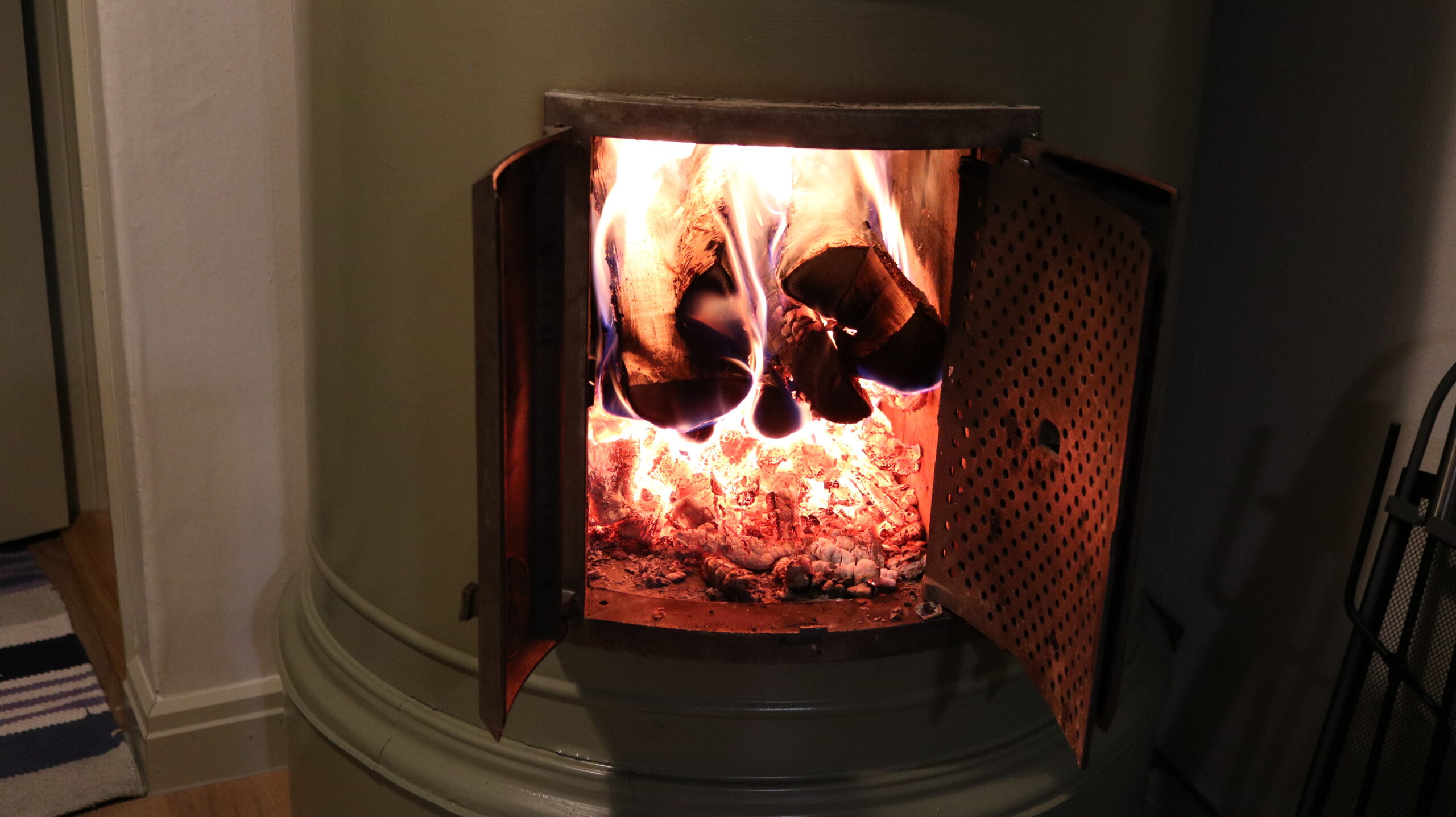 Setting Fire to the Masonry Heater