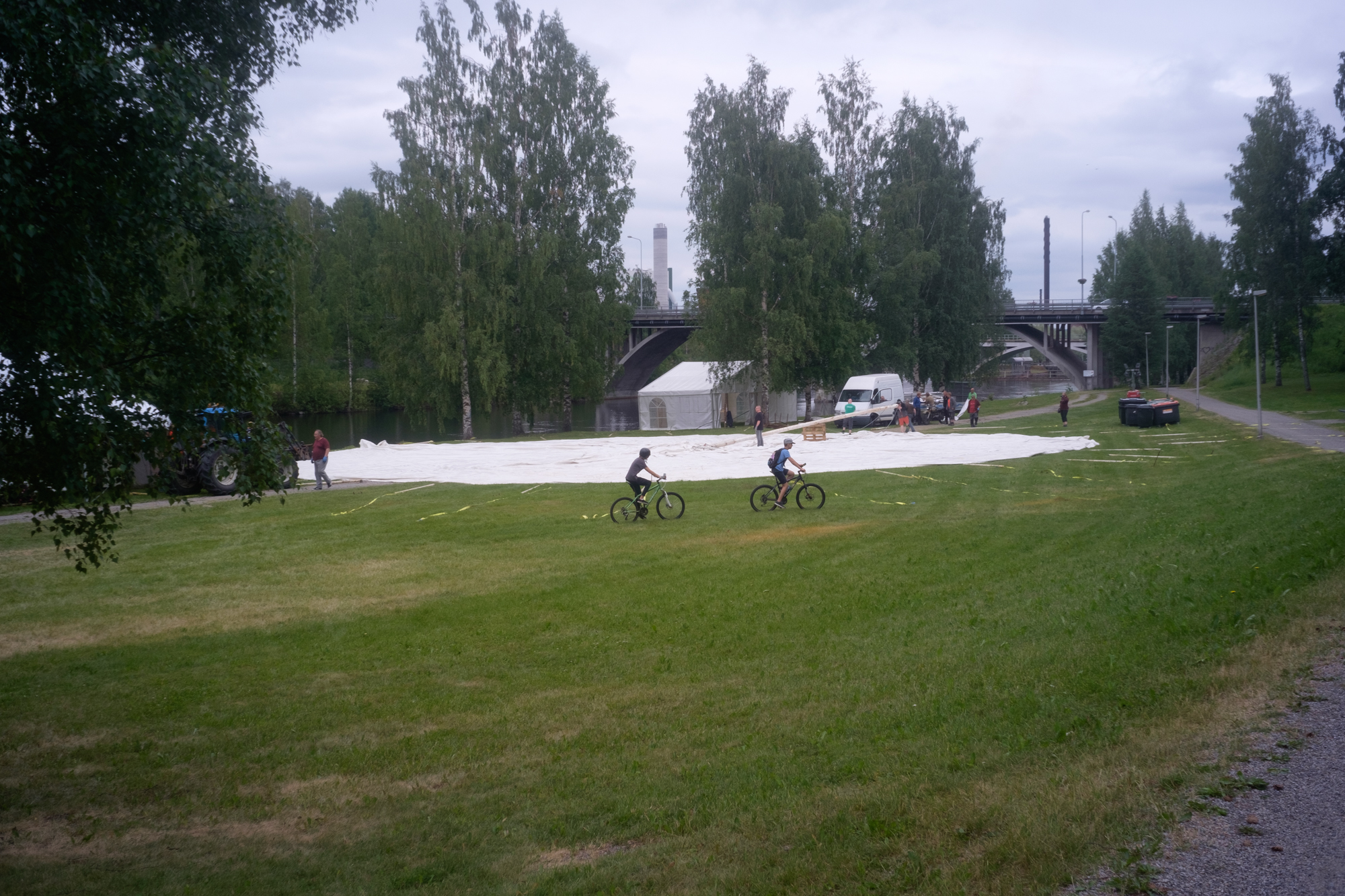 Keitelejazz Volunteer Work V: Lifting the Main Tent Pole