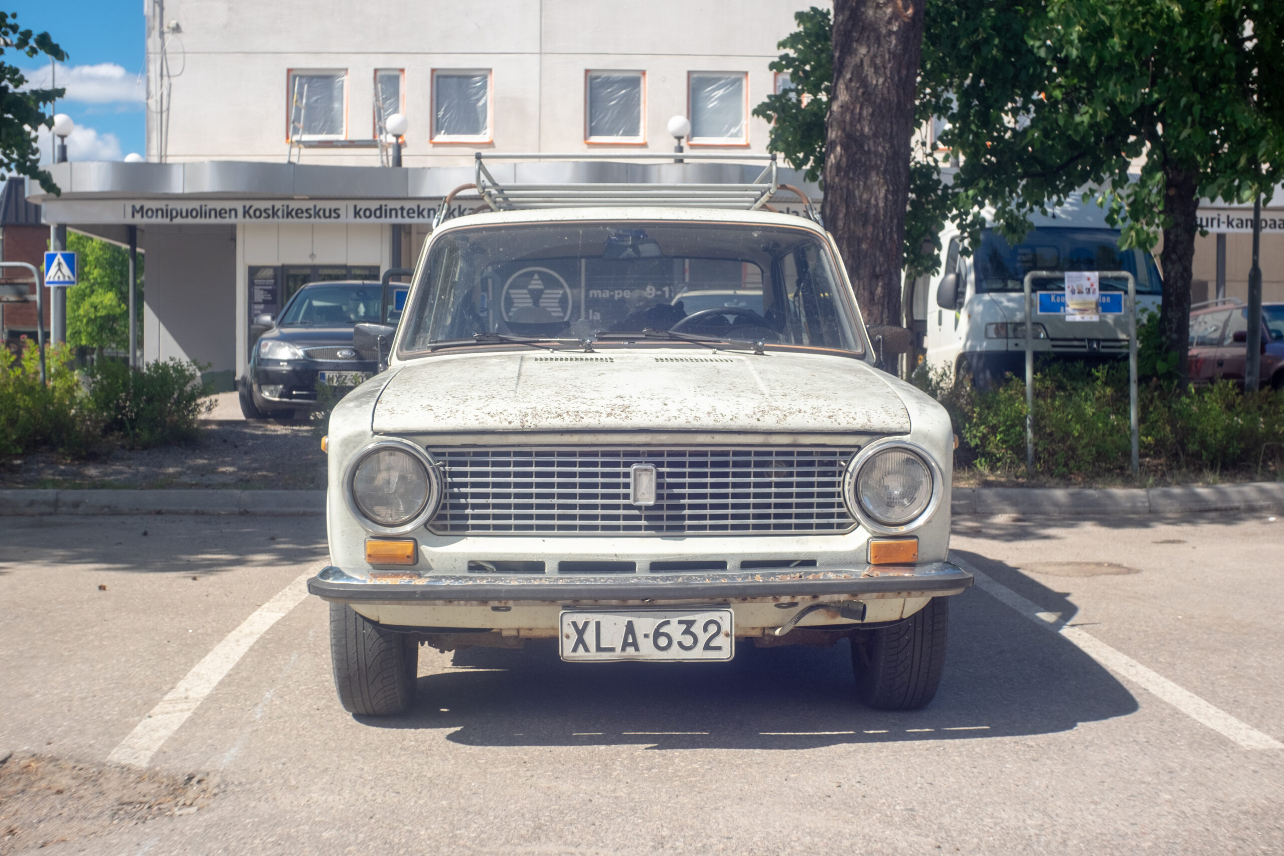 Driving Lada 1200L Zhiguli