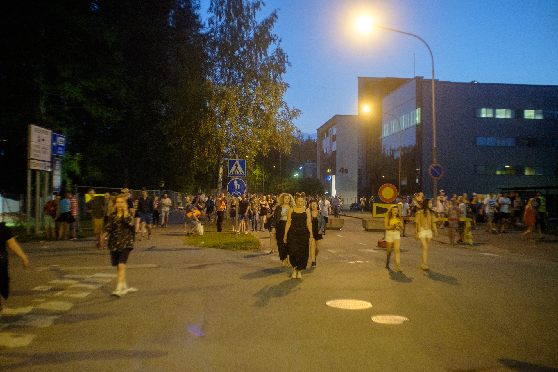 Ilosaarirock Soundscape: Saturday Sound Walk towards the Festival Area
