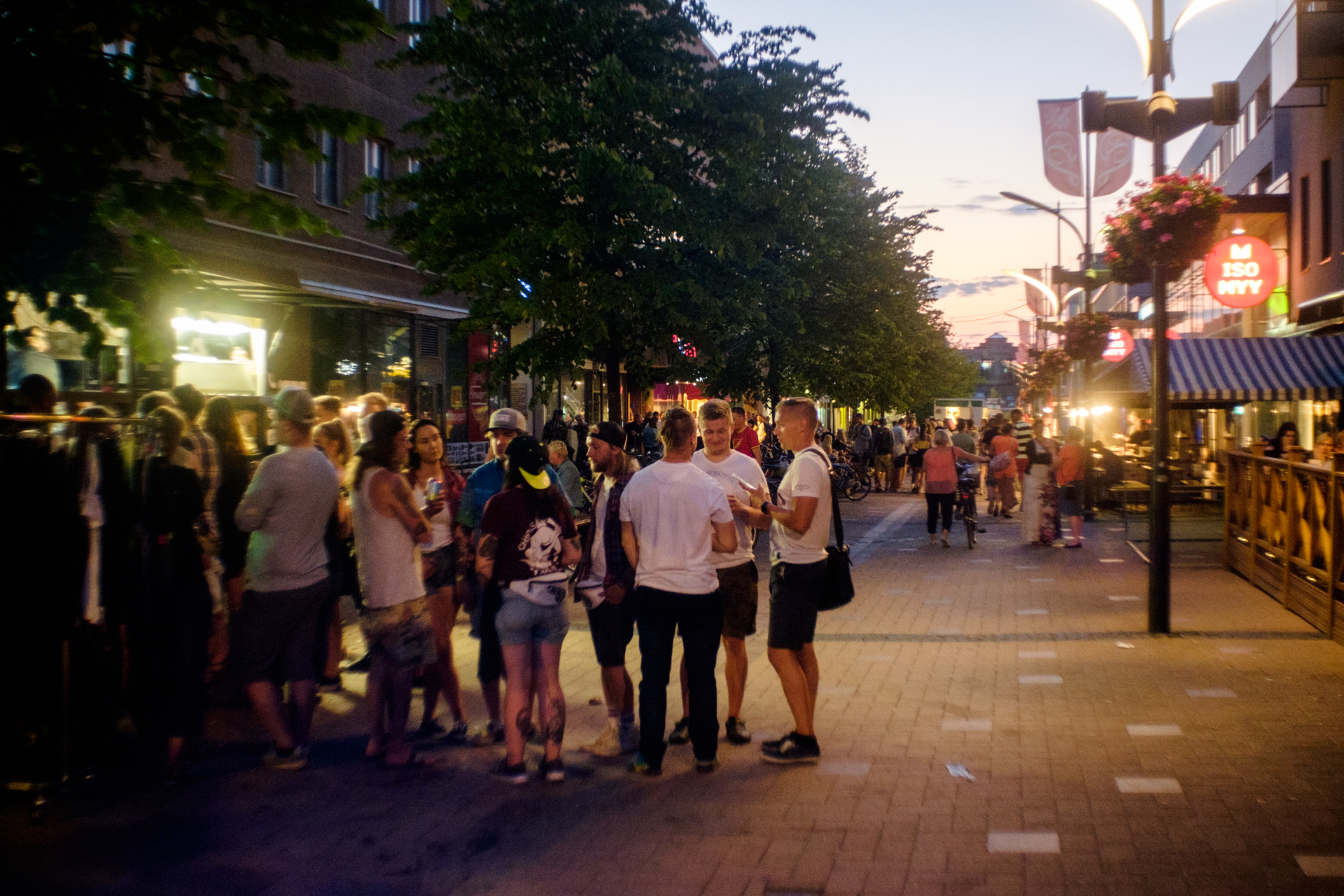Ilosaarirock Soundscape: Saturday Sound Walk on the Main Street 2.15 am