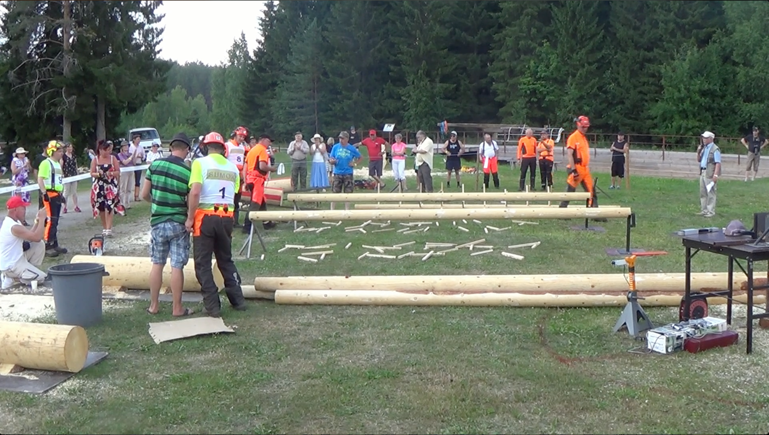 Chainsaw Speed Competition