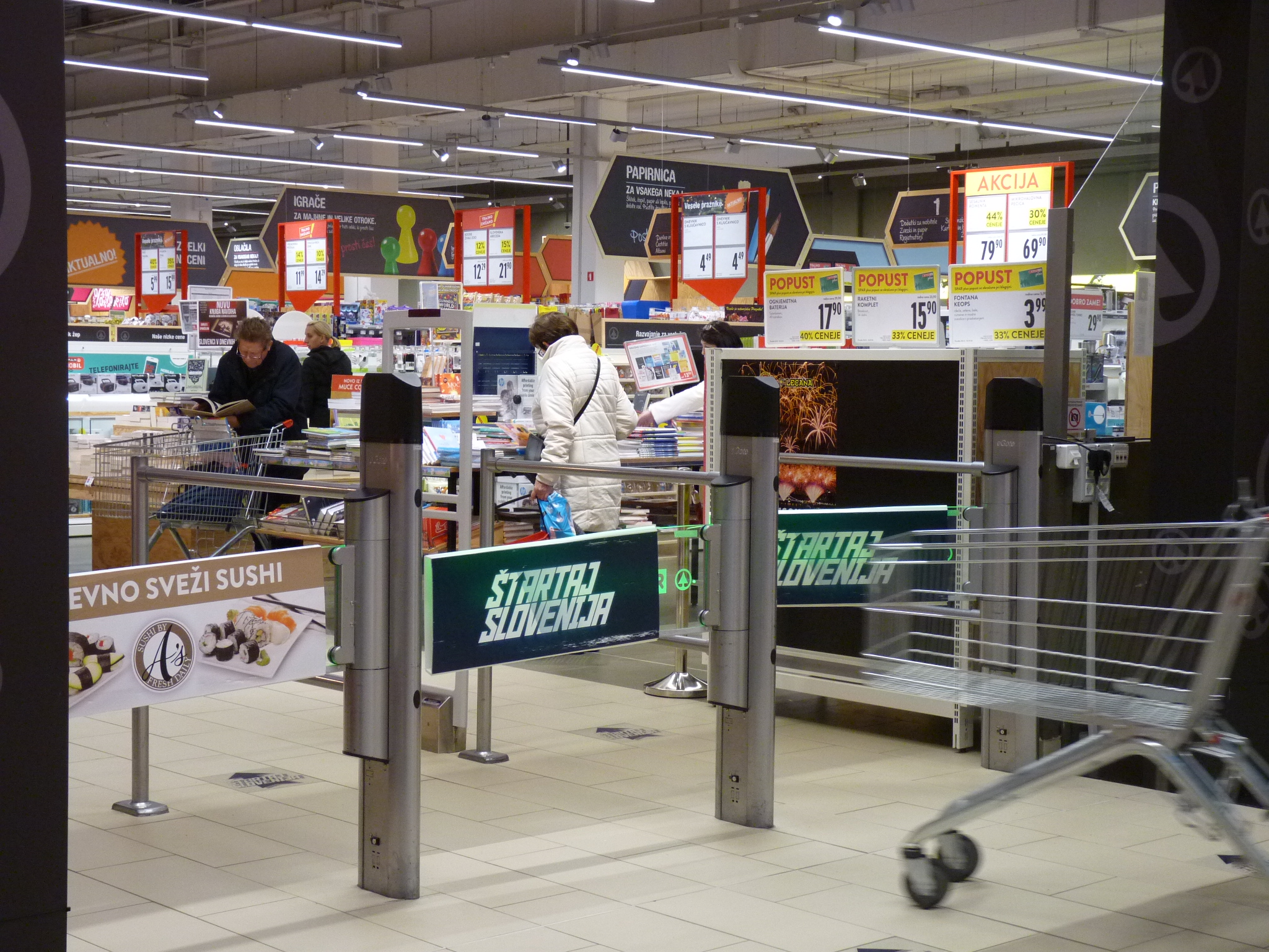 Christmas Shopping Centre in Ljubljana; Christmas - shopping trollies part 1