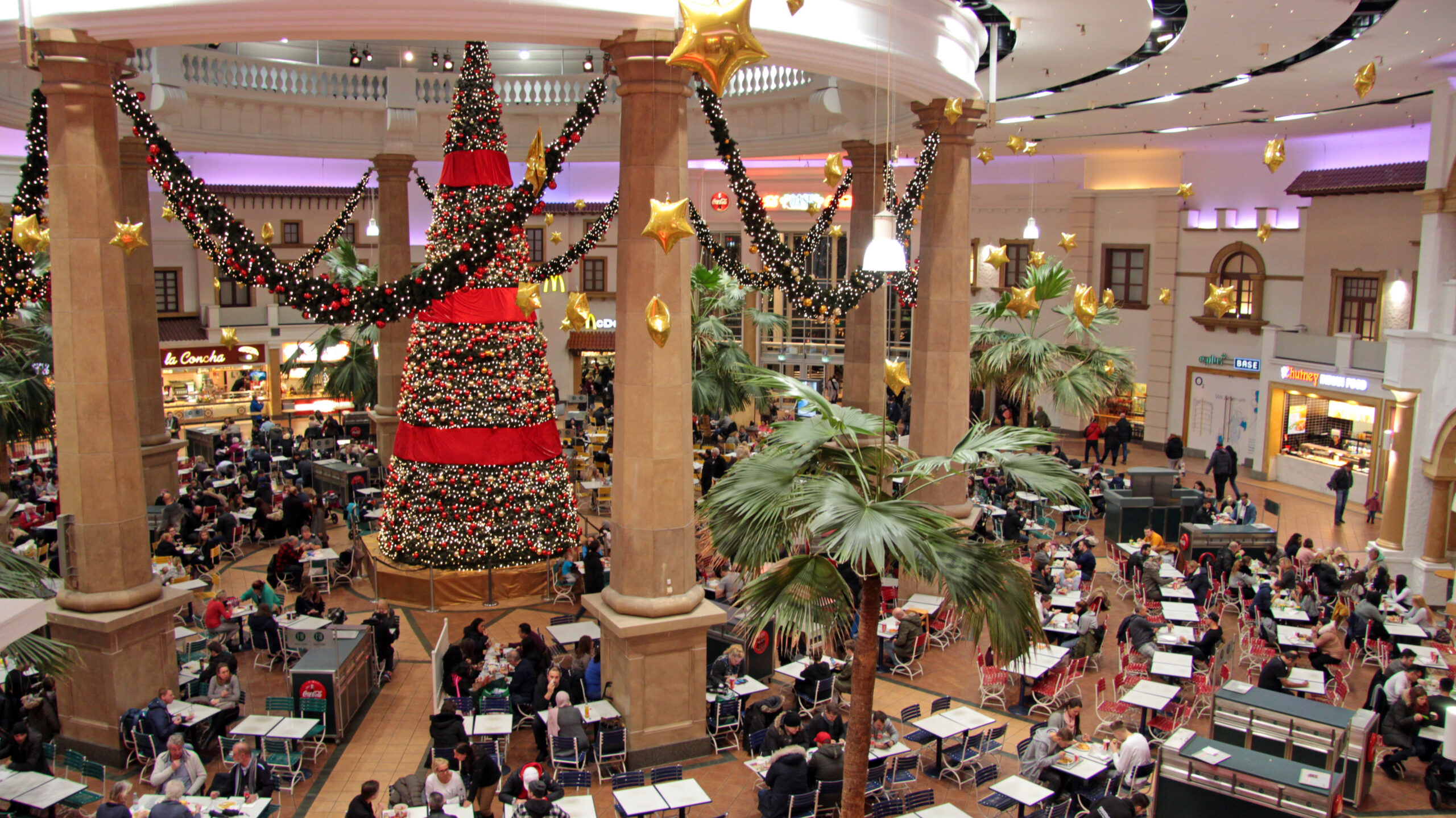 CentrO Oberhausen at Christmas Time III – Soundscape Food Hall “CocaCola Oase”