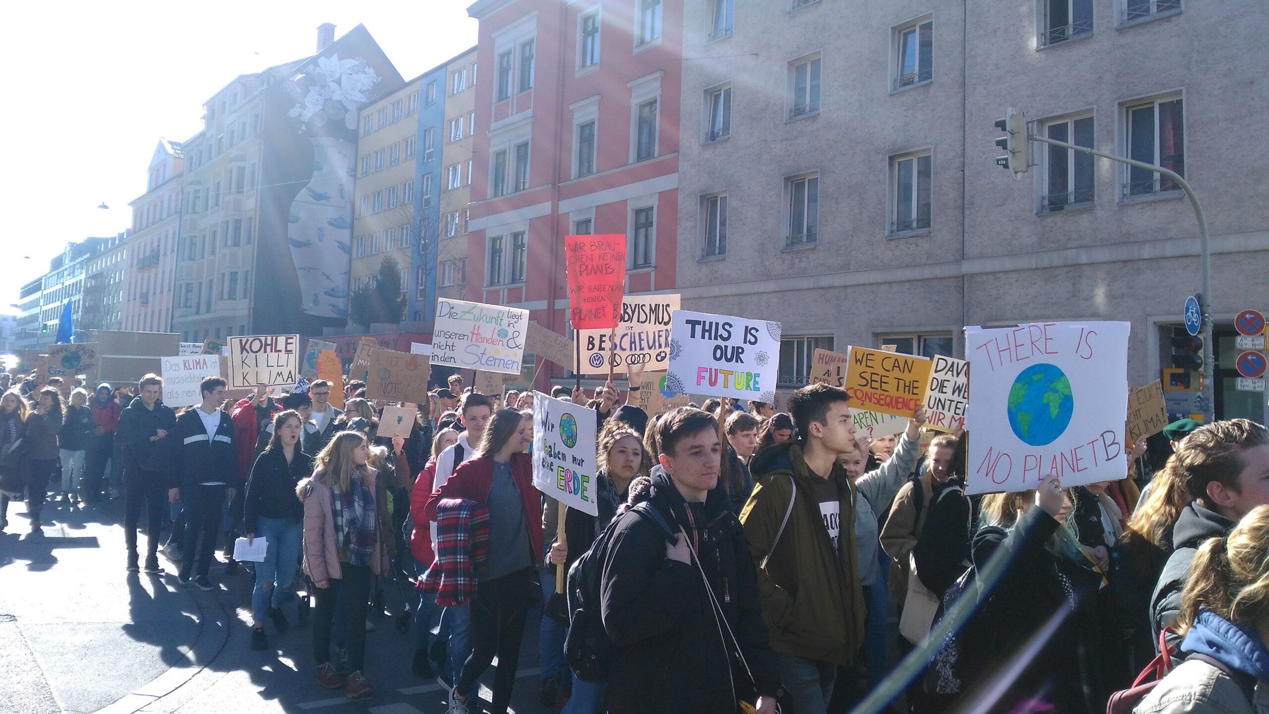 #fridaysforfuture Munich II: Walking along with the Protest March