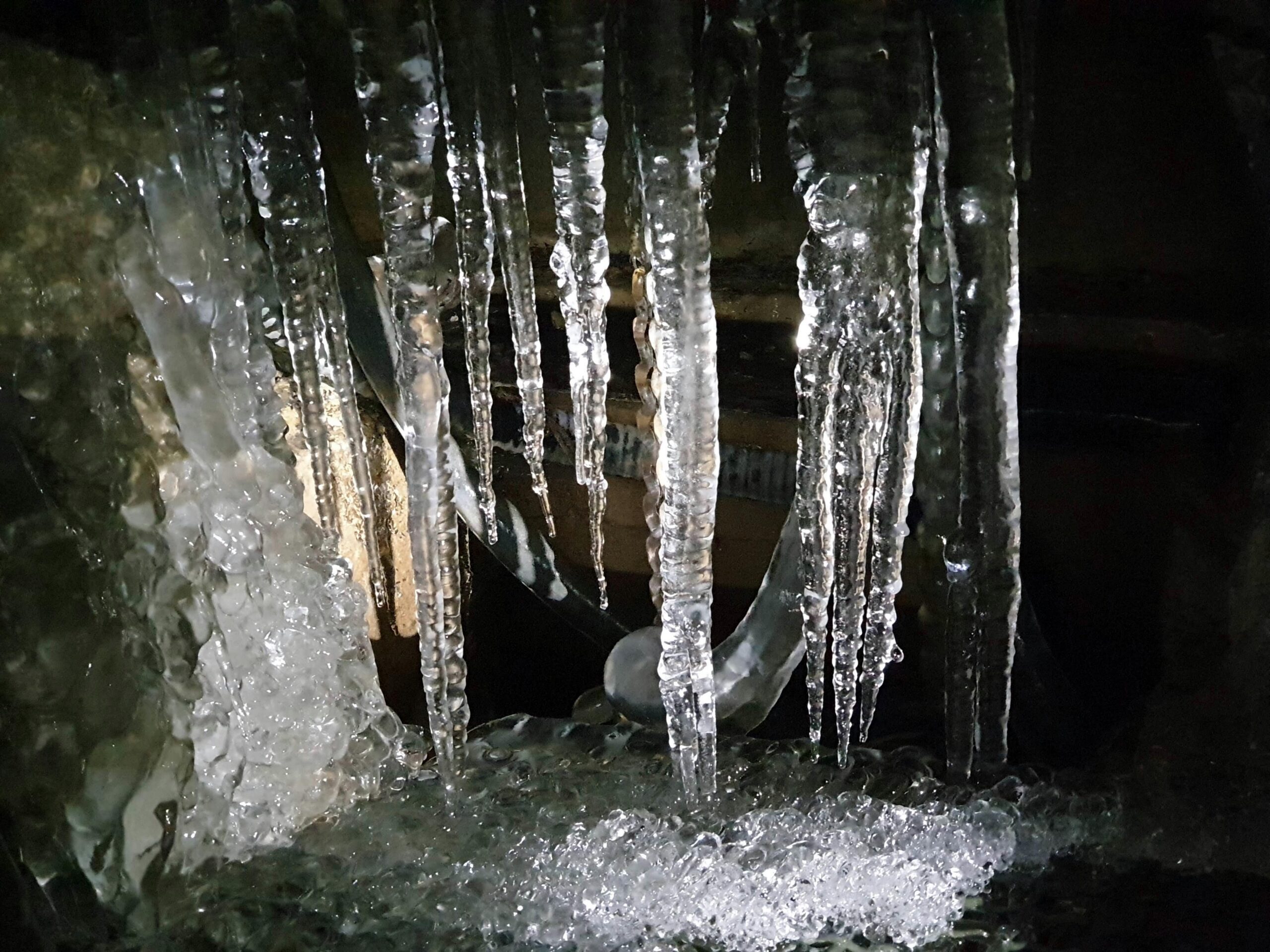 IDRIJA, ANTHONY`S SHAFT; THE WATER IN THE MINE