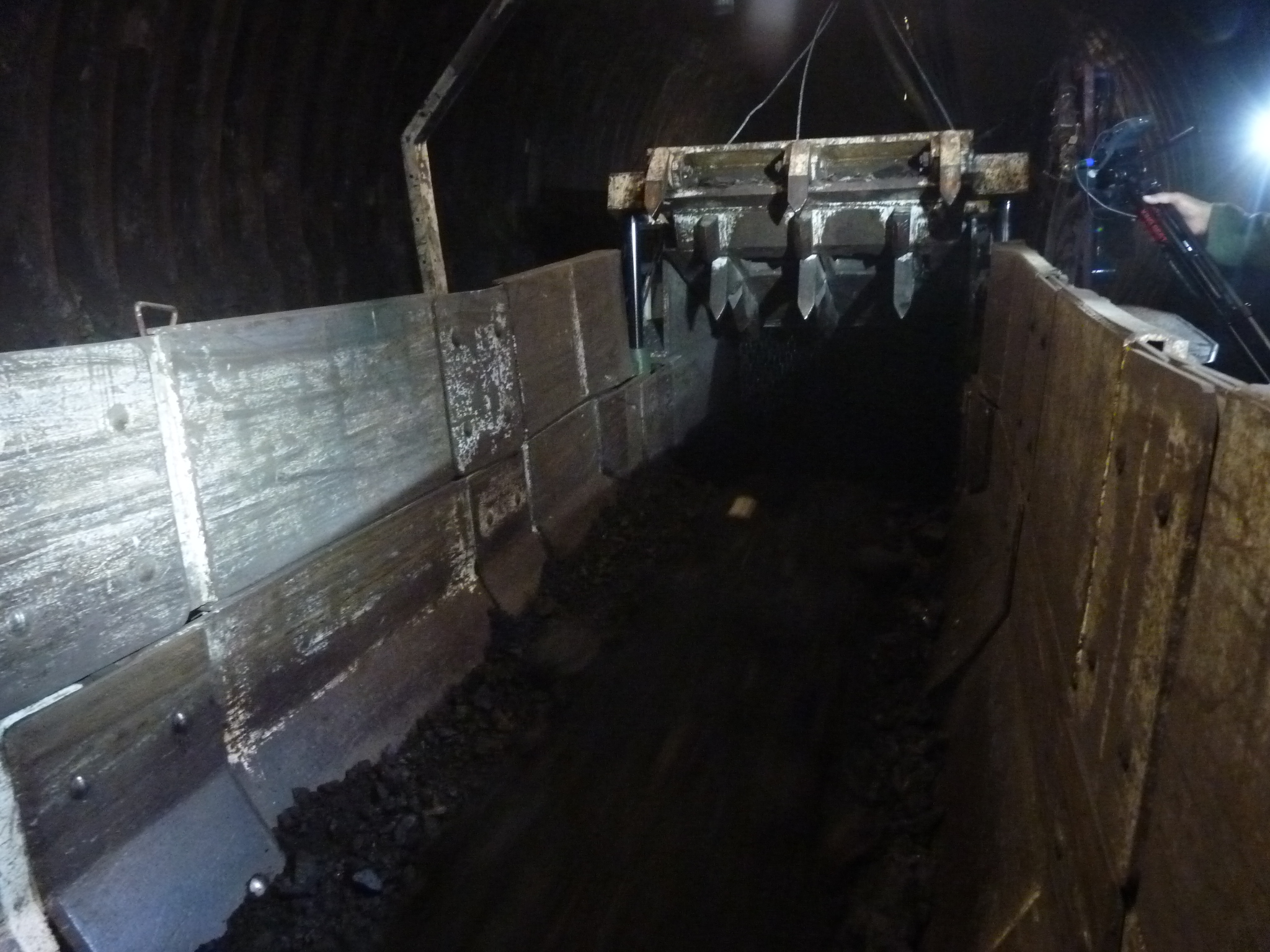 The Velenje Coal Mine, Running of the hammer crusher JOY