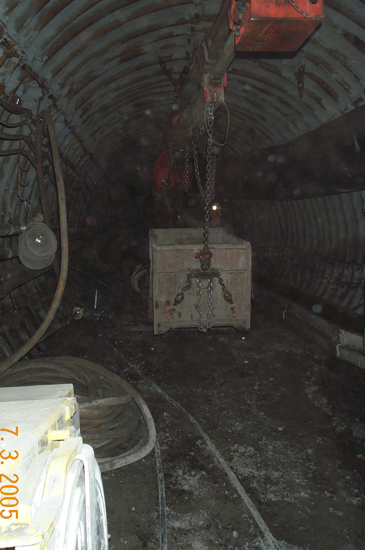 The Velenje Coal Mine, Weight lifting with hydraulic shunting engine