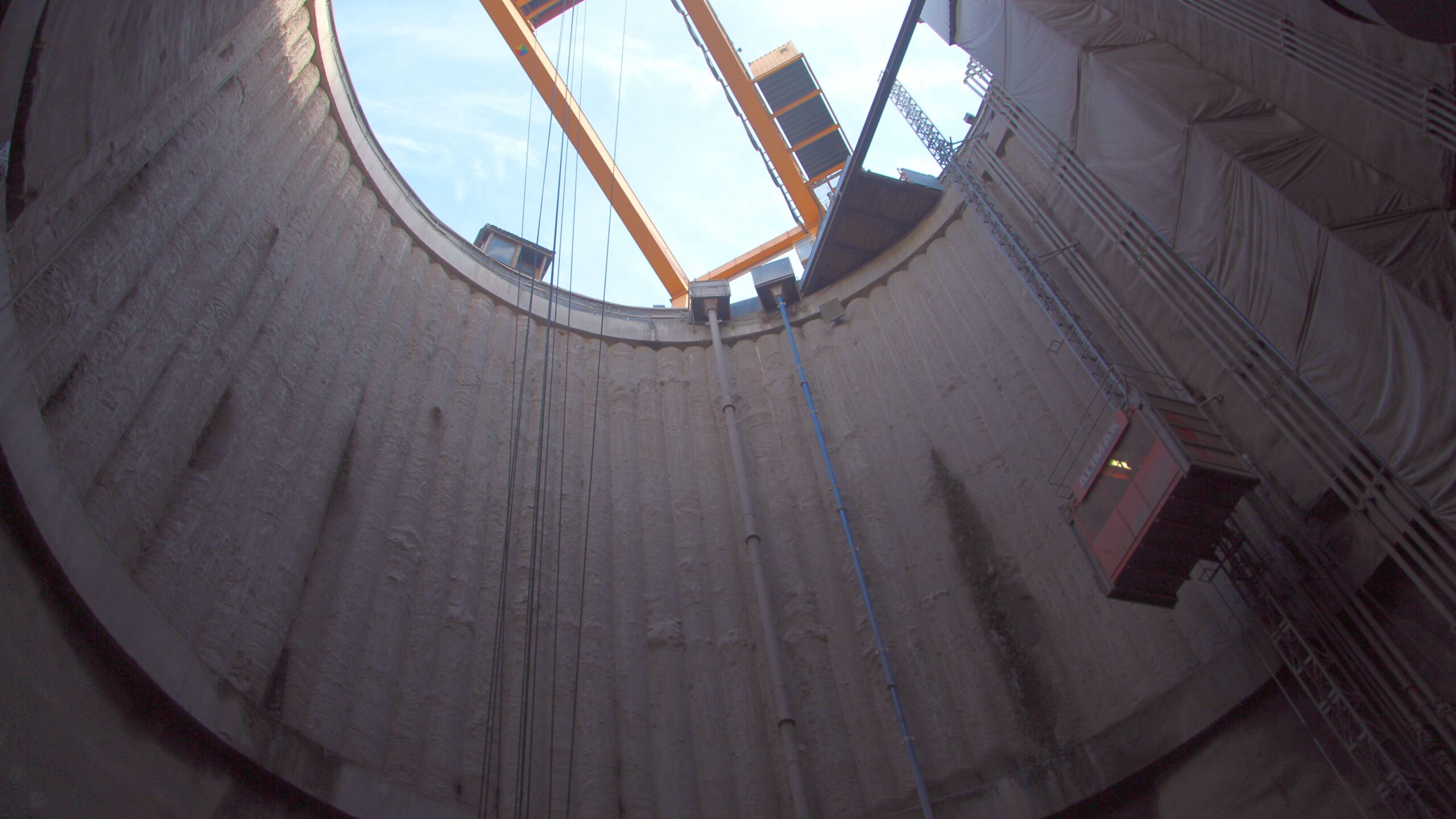 Stuttgart 21 XVI: Elevator ride at Tunnel Construction at Ulmer Straße