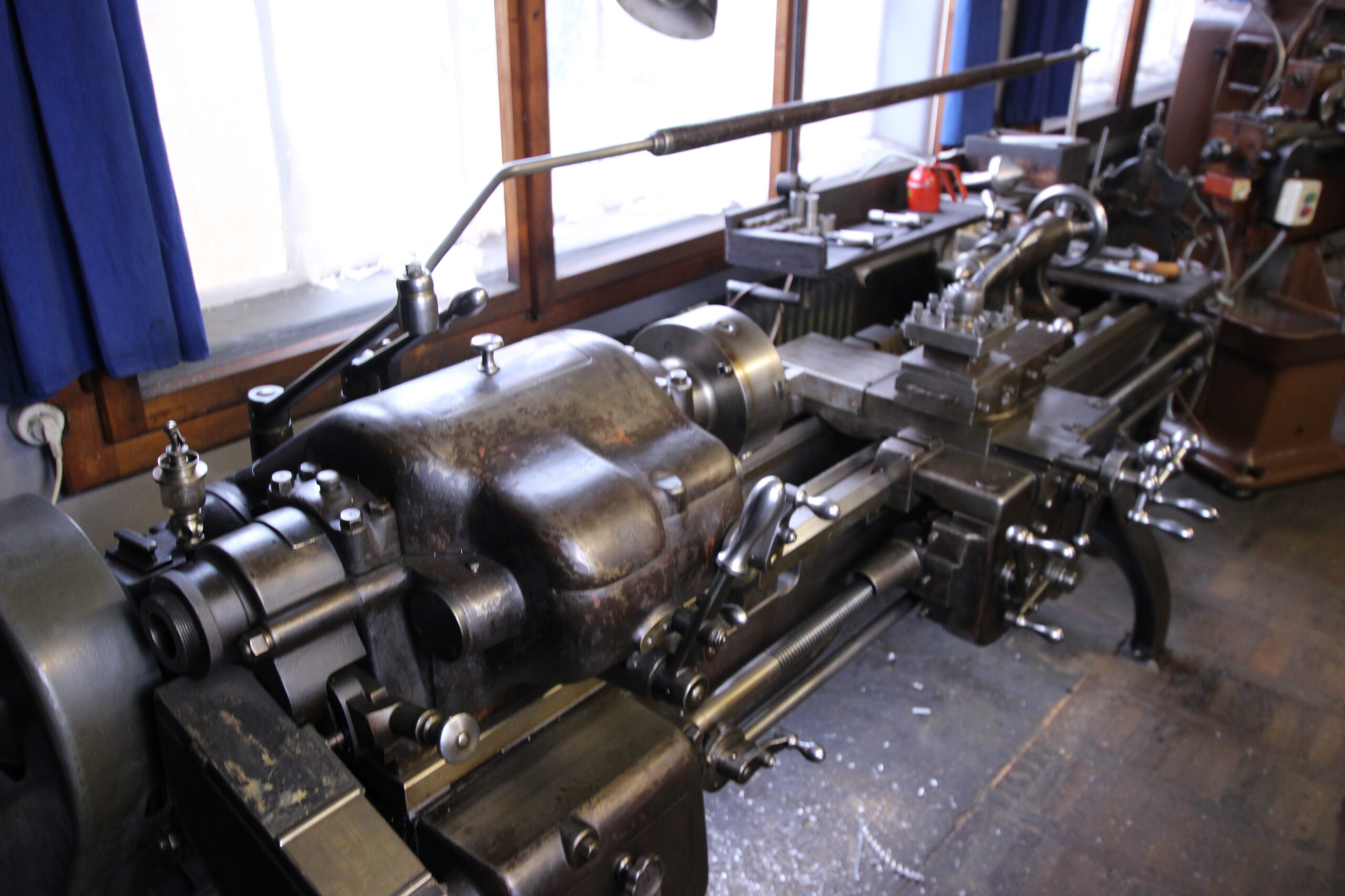 Kunaver's mechanical metalworking workshop, Lathe 1200