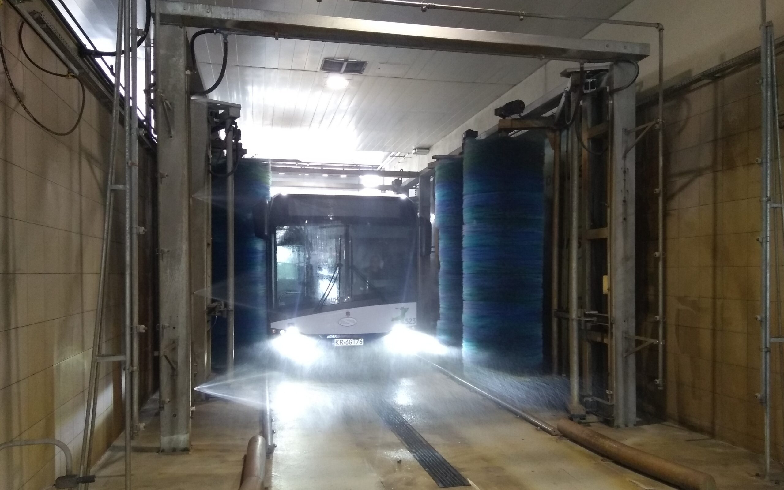 Wola Duchacka bus depot - a bus wash