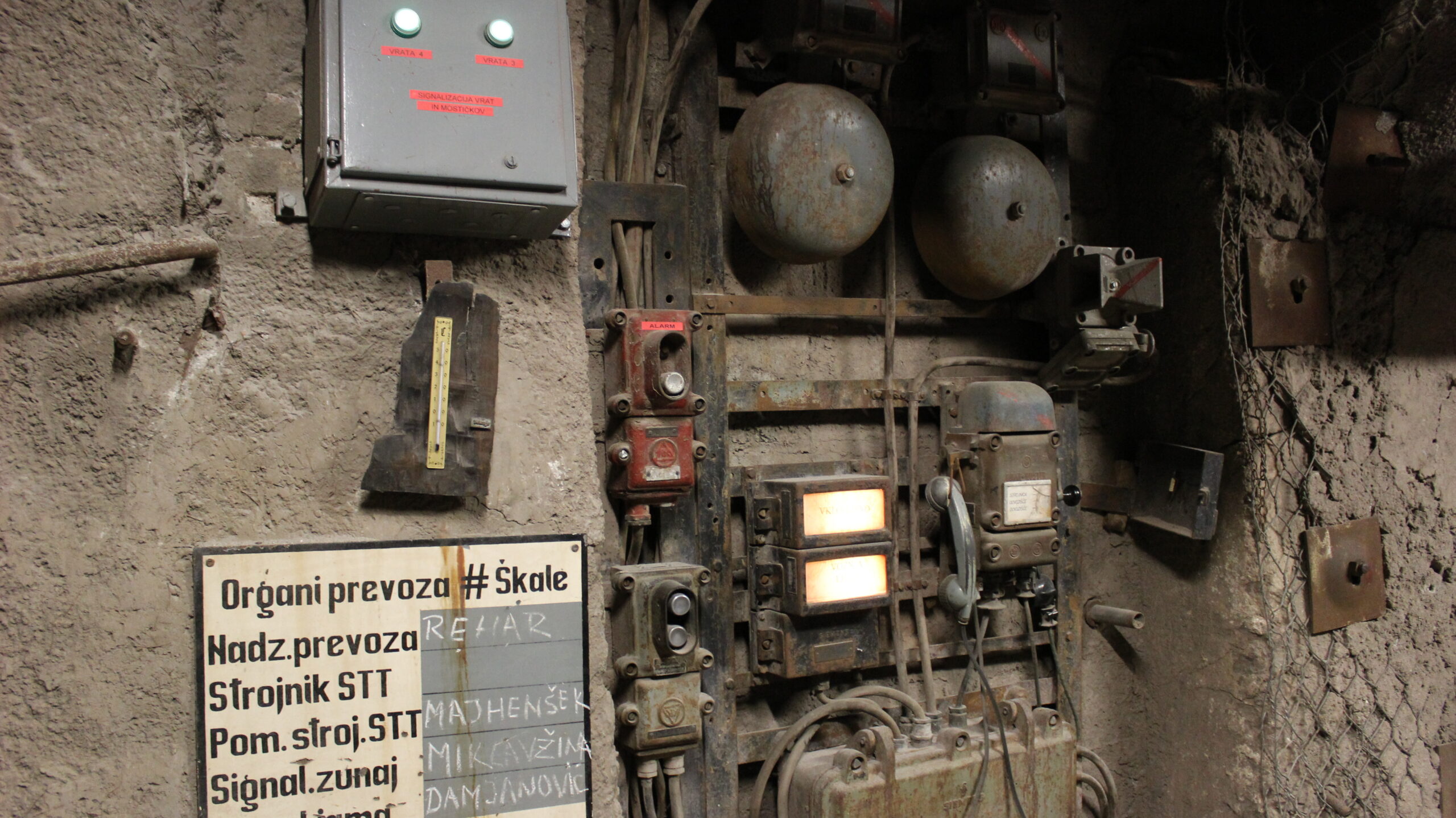 The Coal mining Museum of Slovenia, Signaling methods - Driving signal- a normal ride