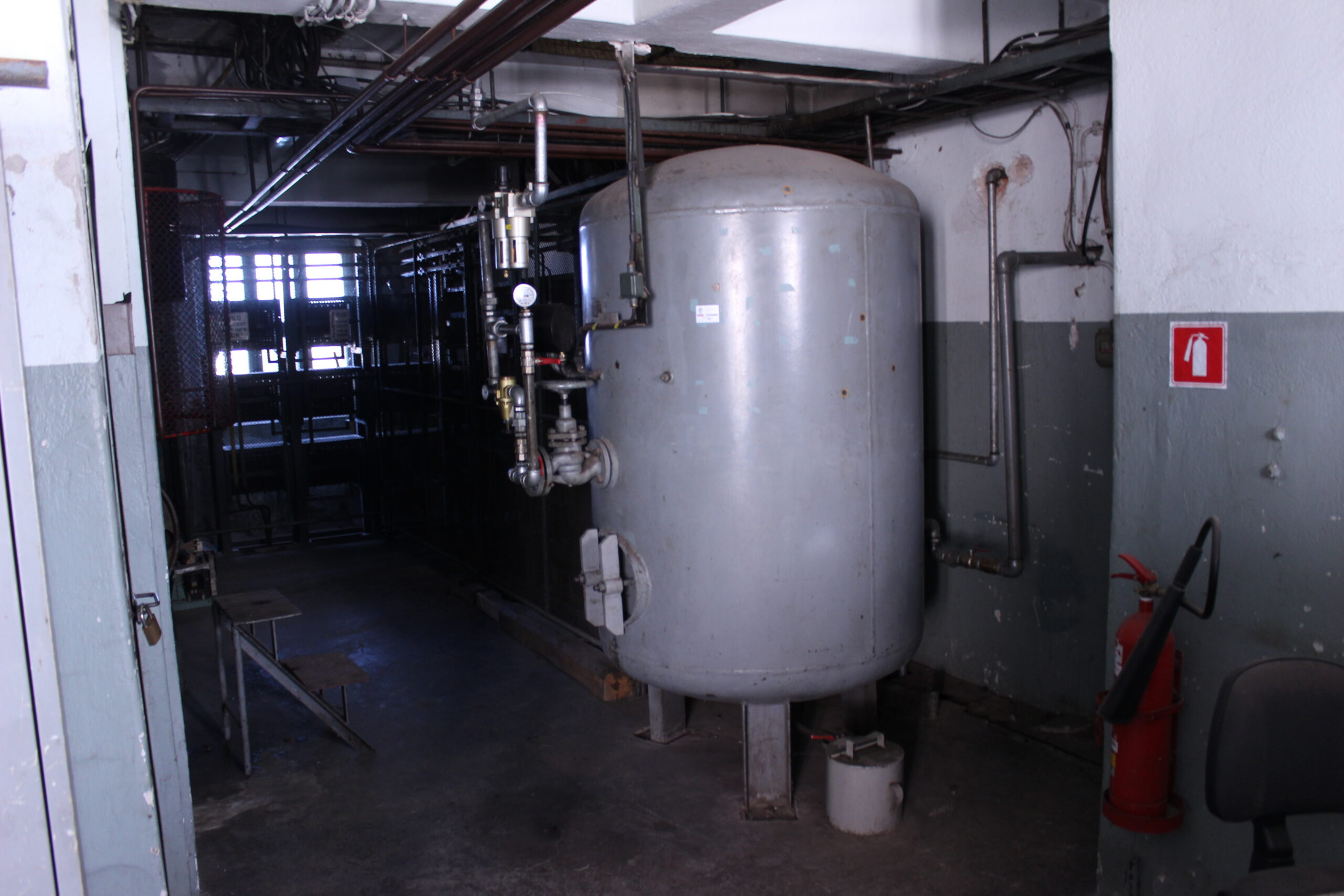 The Coal mining Museum of Slovenia, operation of submersible pump in Ligi's saloon