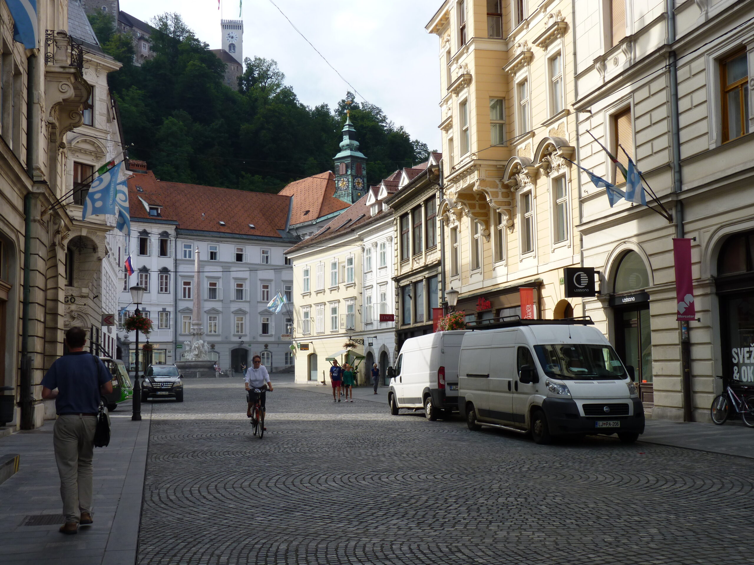 Road traffic – delivery vans, Ljubljana