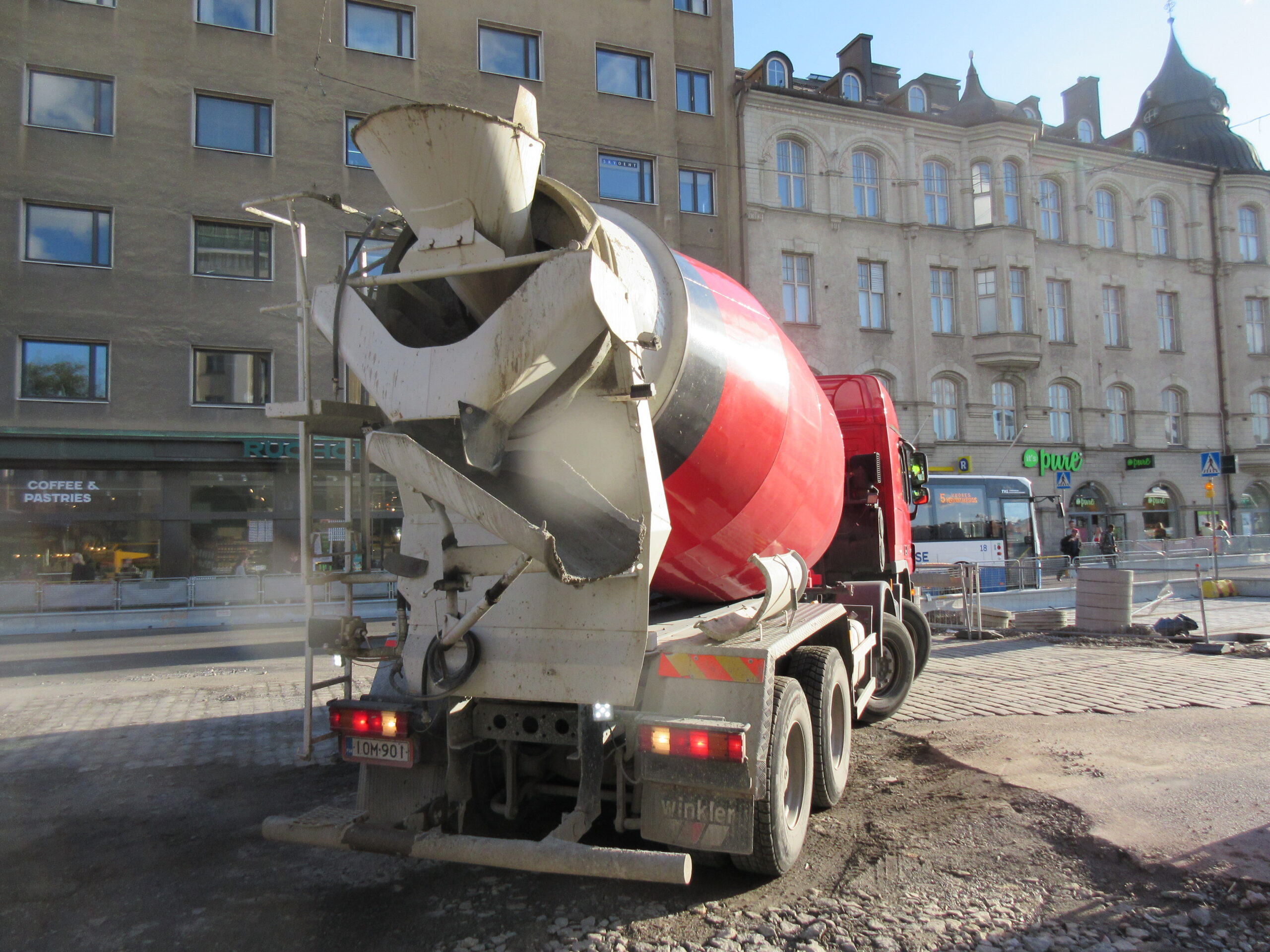 Demolishing and rebuilding the Hämeensilta -bridge (part 5)